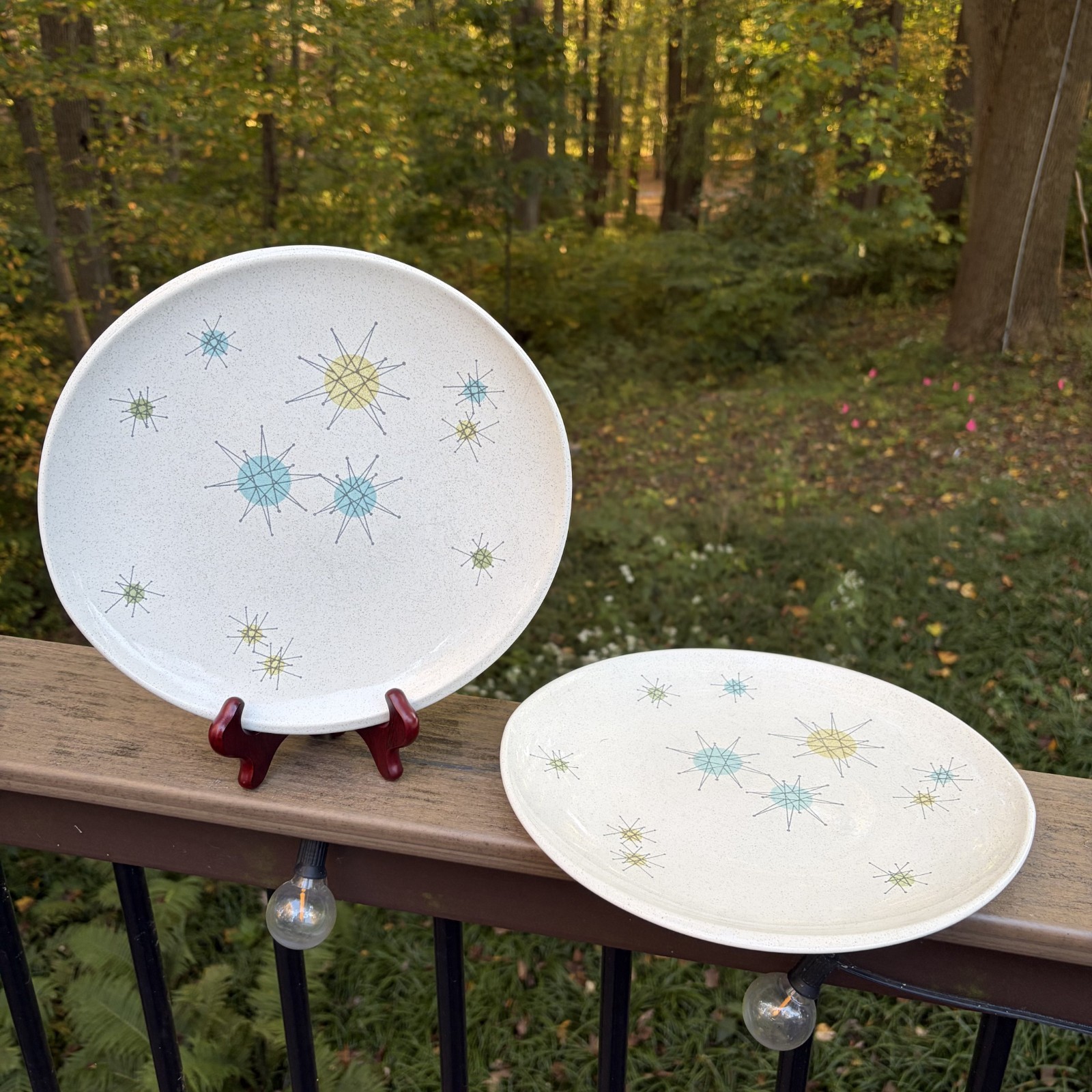Set of 2 Franciscan Starburst Atomic Mid Century Dinner Plates 10.75in 1950s MCM