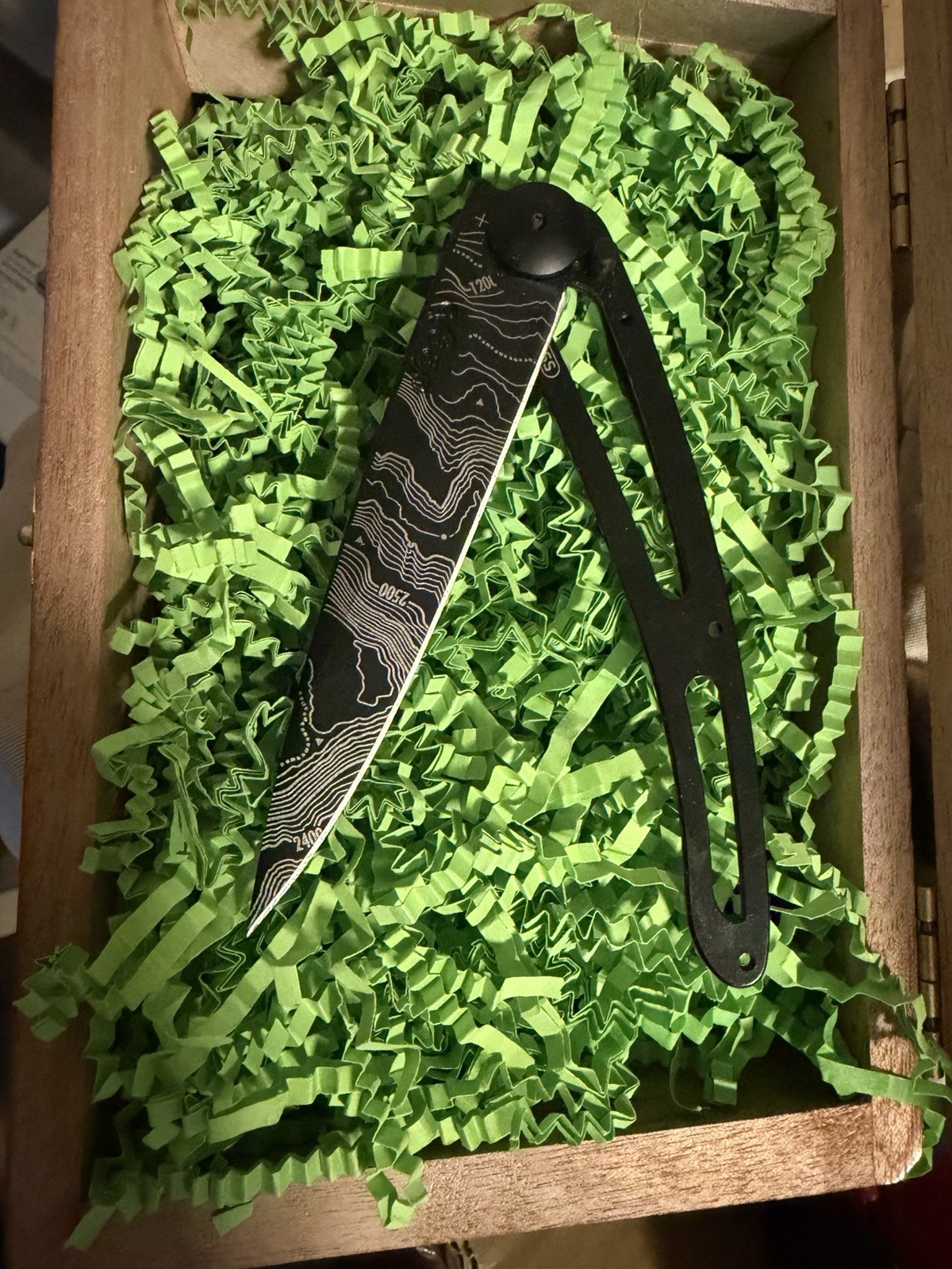 Deejo 37g Naked Pocket Knife - Matte Black Topography Laser Etched Frame Lock
