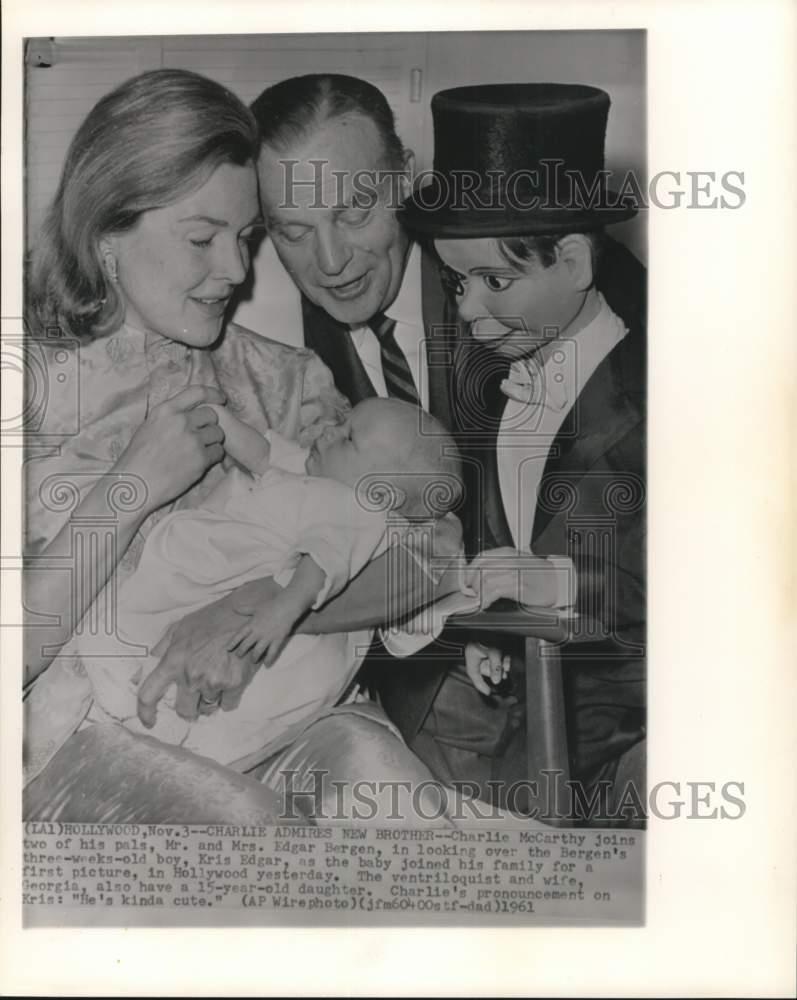 1961 Press Photo Edgar Bergen, Wife Georgia, Son Kris Edgar & Charlie McCarthy
