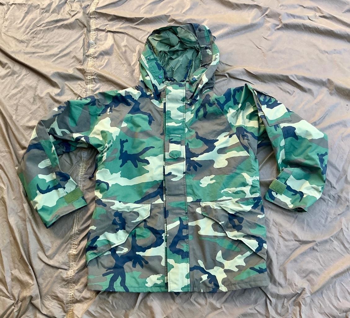 USMC Army Military Surplus Woodland Camouflage Cold Weather Parka Jacket MEDIUM