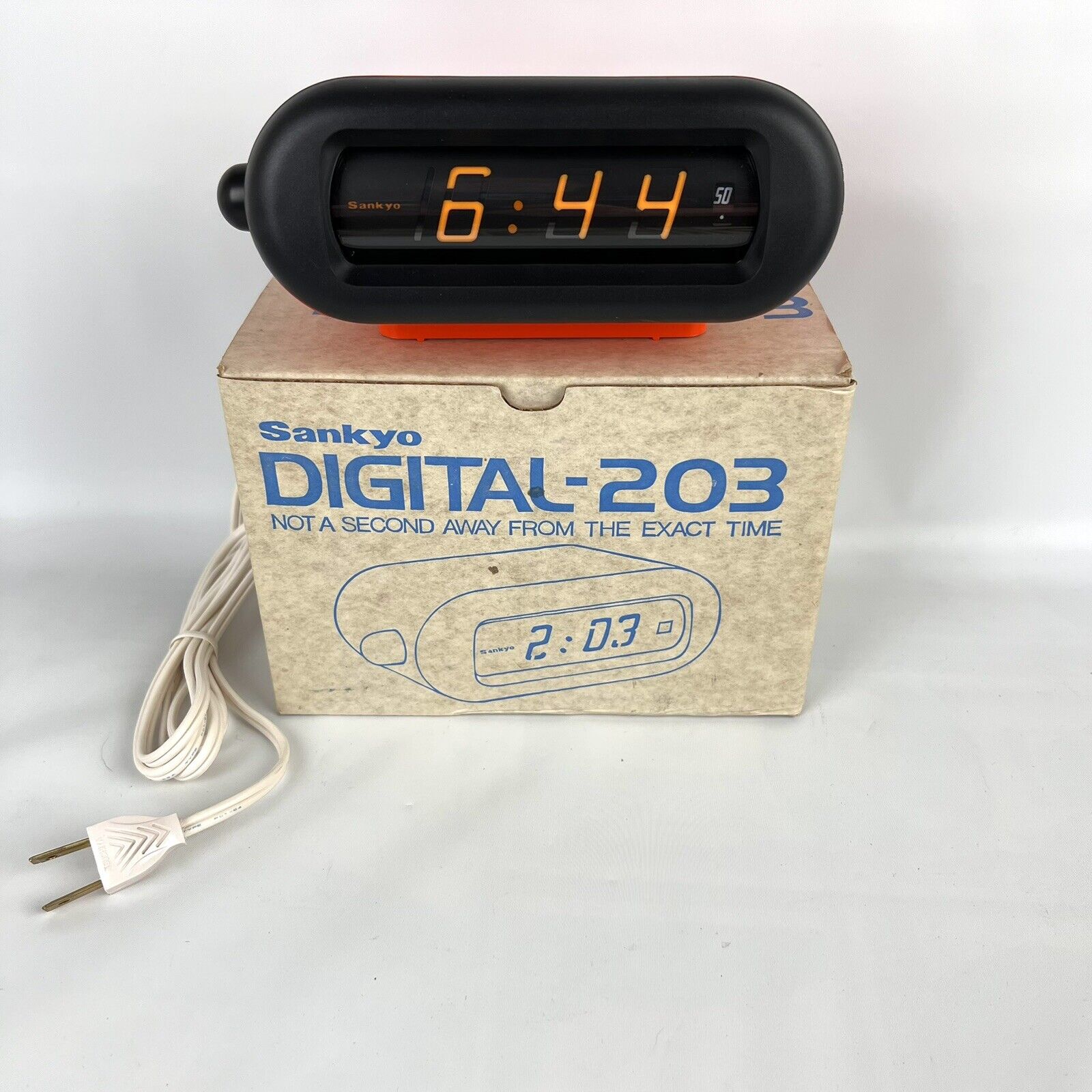 Vtg Sankyo Rolling Display Digital Clock Model No.203 Tangerine Orange With Box
