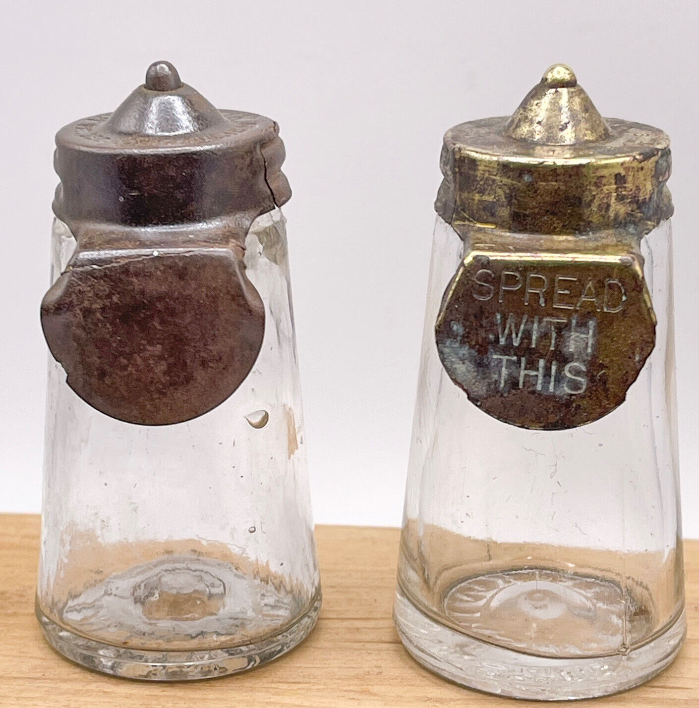 KWIK STIK GLUE BOTTLES ANTIQUE GLASS WITH BRASS TOPS PATENT 1915-1919 SET OF 2