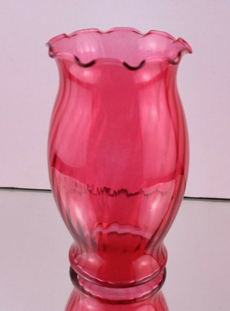 Cranberry Swirl Pattern Glass Vase Scalloped Ruffled Rim