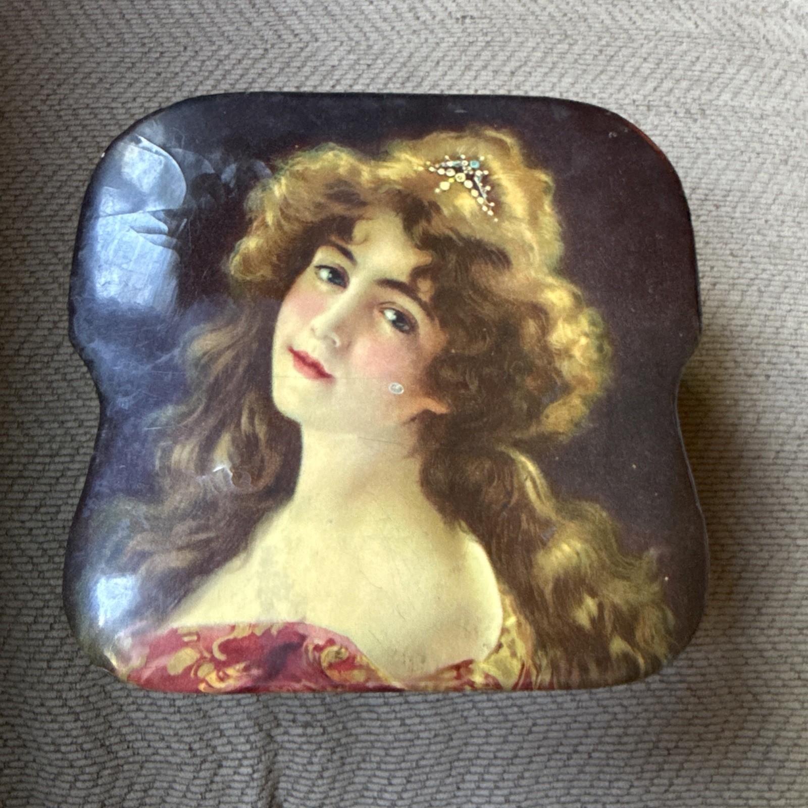 Antique Victorian Art Nouveau Cellulid Top Vanity Dresser Box w/Lady Whimsical Antique Victorian Art Nouveau Cellulid Top Vanity Dresser Box w/Lady Whimsical