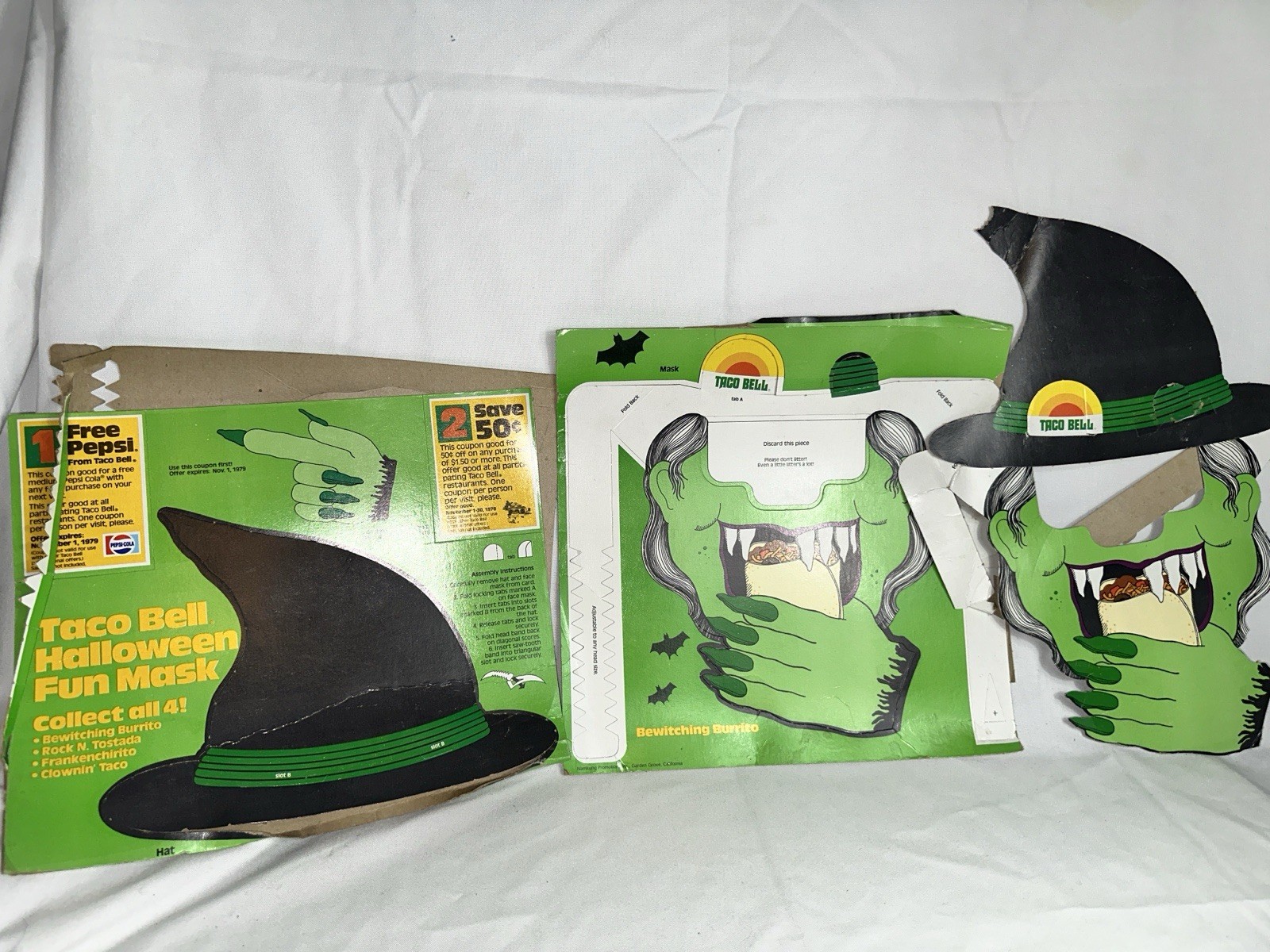 Vintage 1979 Taco Bell Halloween Fun Mask Bewitching Burrito Pepsi Advertising
