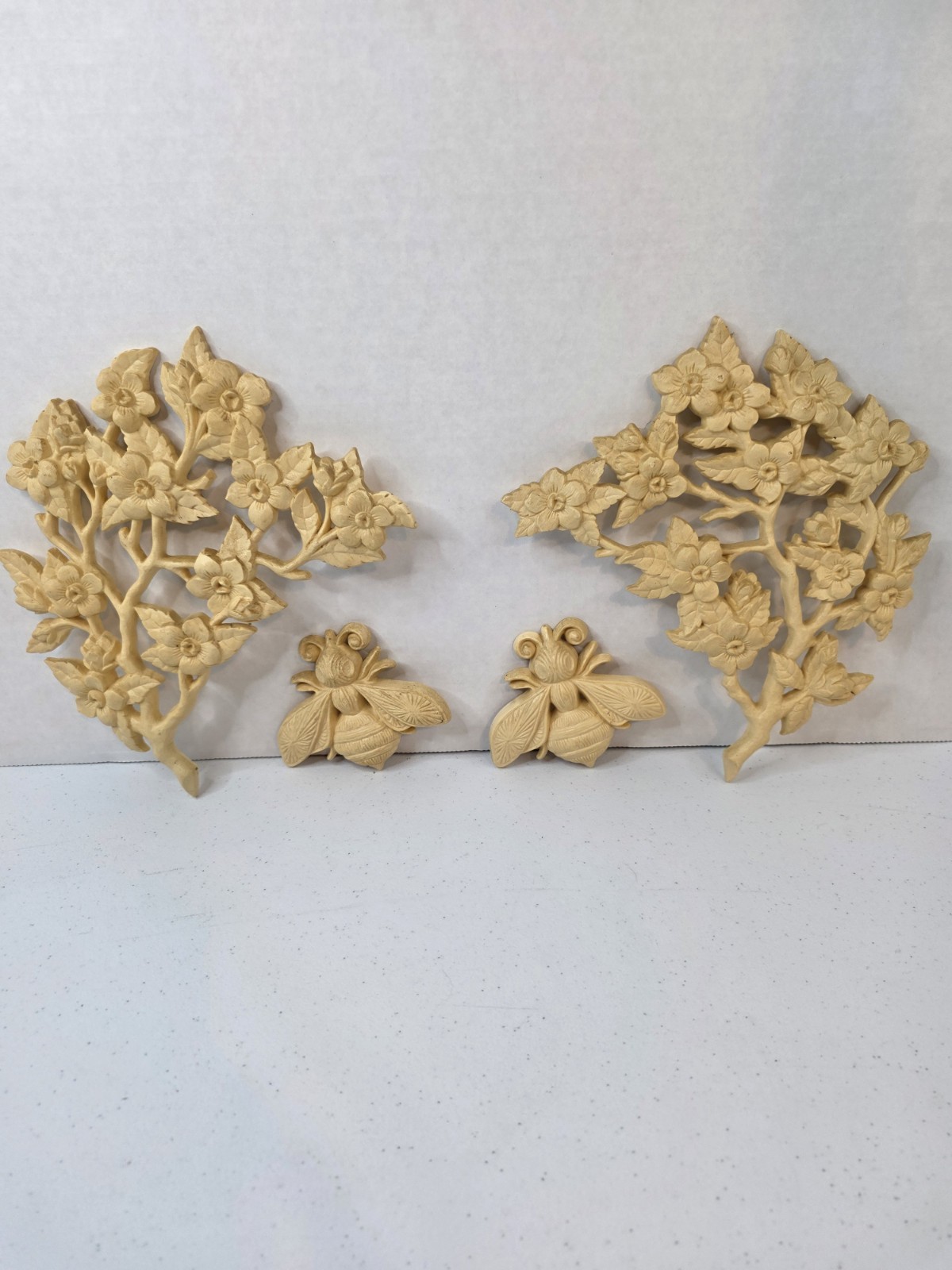 Burwood  Wall Plaques 1970s/1980s 2-Bumblebees 4x3 And 2-Dog Wood Cherry Blossom