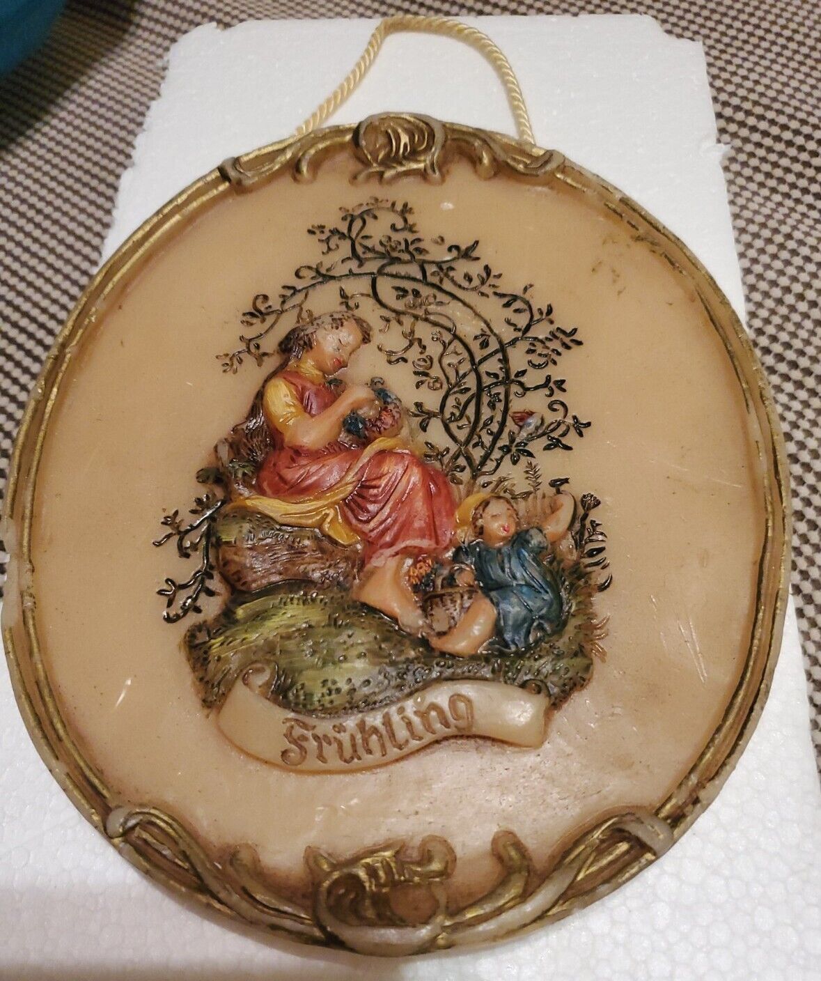 Antique Vnt Christmas 3-D Wax Carved & Handpainted Oval Folk Art Plaque Germany