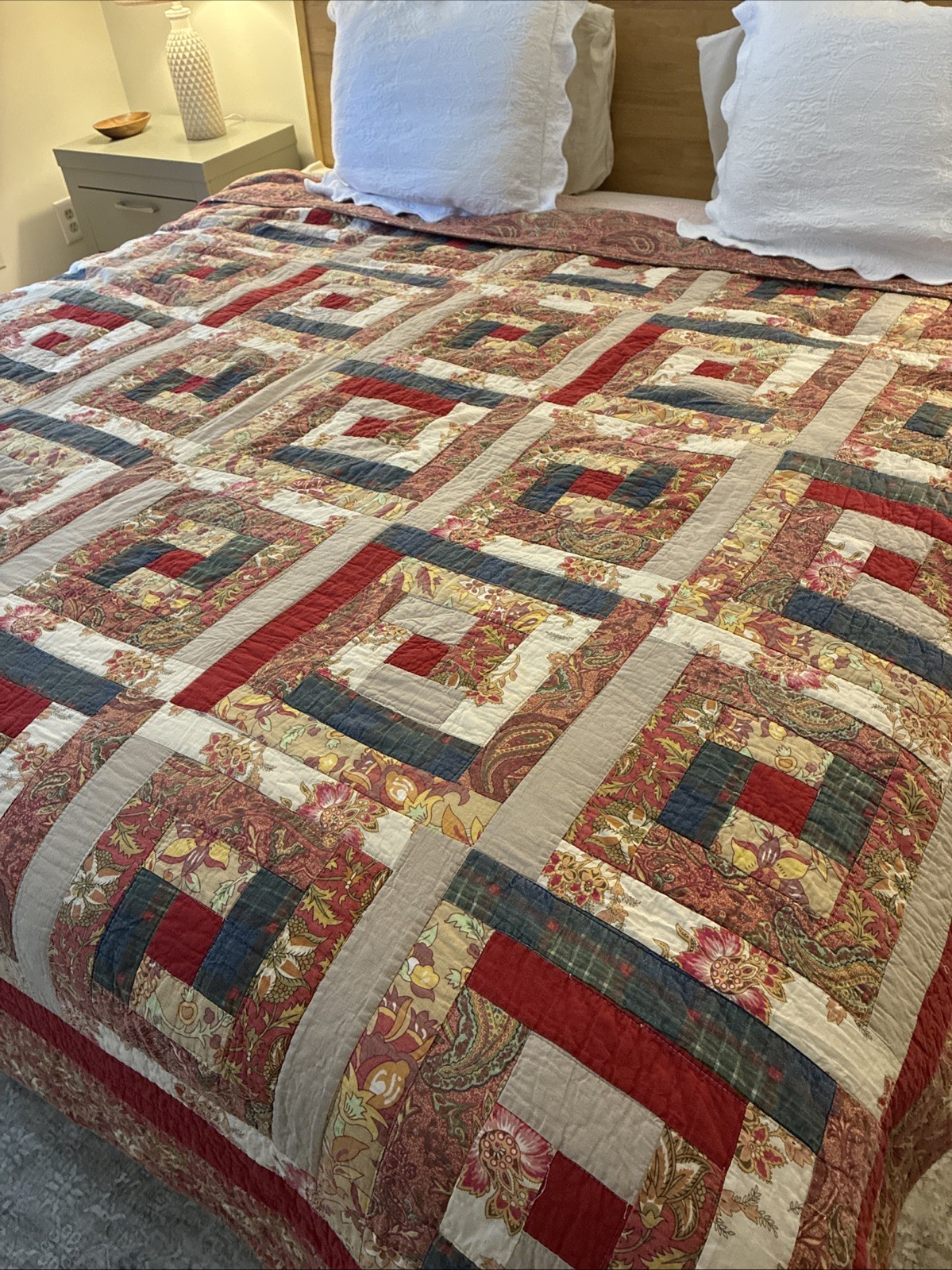 Vintage King Homemade Log Cabin Patchwork Quilt 93 X 106\