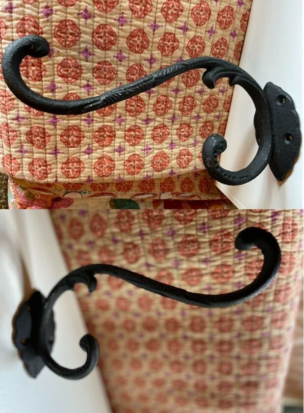 2 VTG CAST IRON Metal 9.75