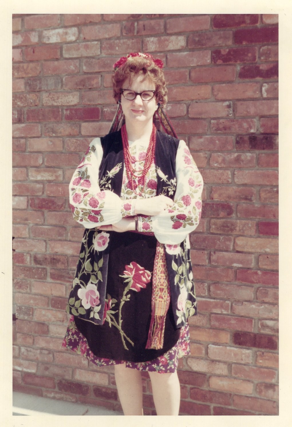 Woman Girl Wearing Trad Ukrainian Cloths Detroit Ethnic Festival Photo Snap Vtg