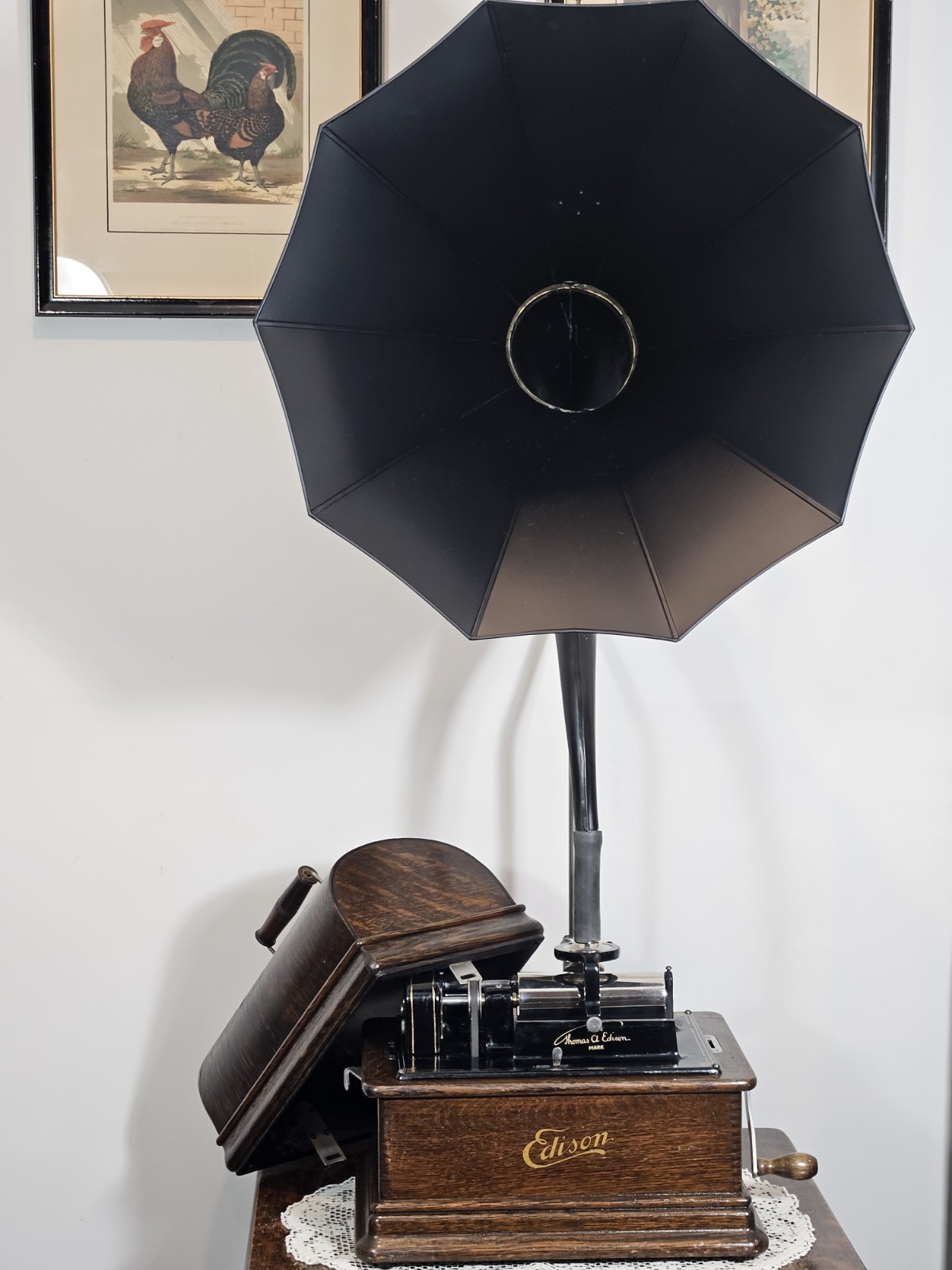 EDISON STANDARD MODEL D CYLINDER PHONGRAPH, CYGNET HORN, K REPRODUCER
