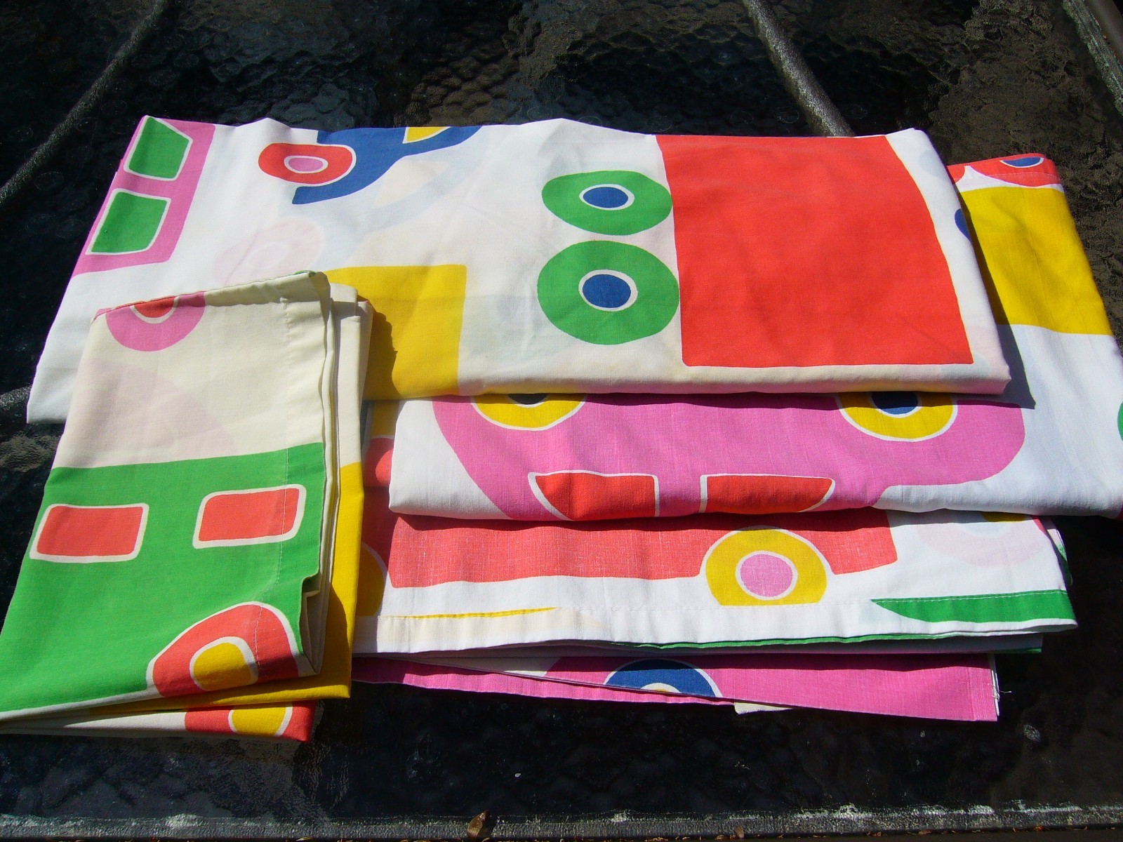 Marimekko Bo Boo twin pillow case, 1 fitted & 2 flat sheets, vtg Marimekko Bo Boo twin pillow case, 1 fitted & 2 flat sheets, vtg