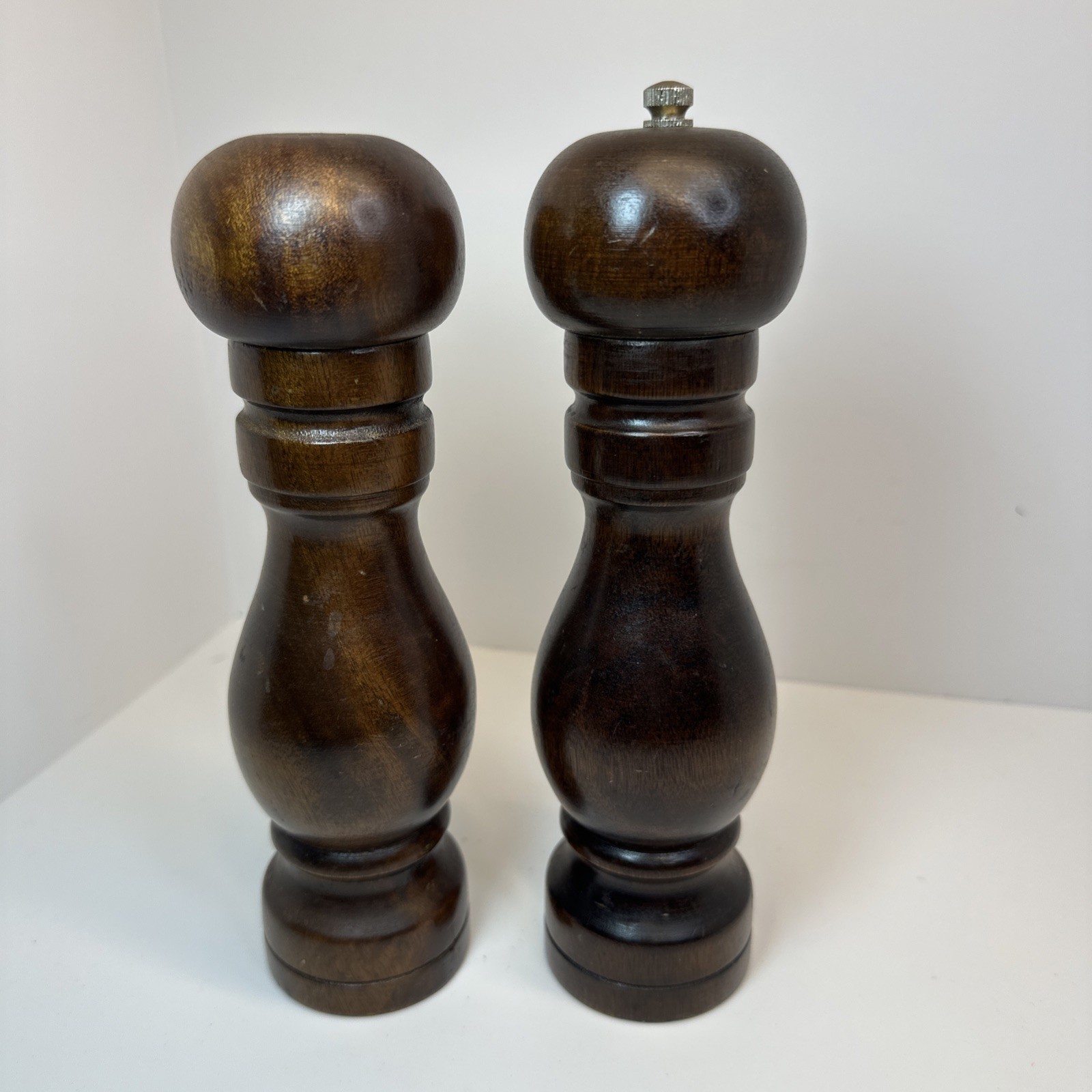 Dark Brown Wood Wooden Salt Shaker And Pepper Mill Grinder 8” 