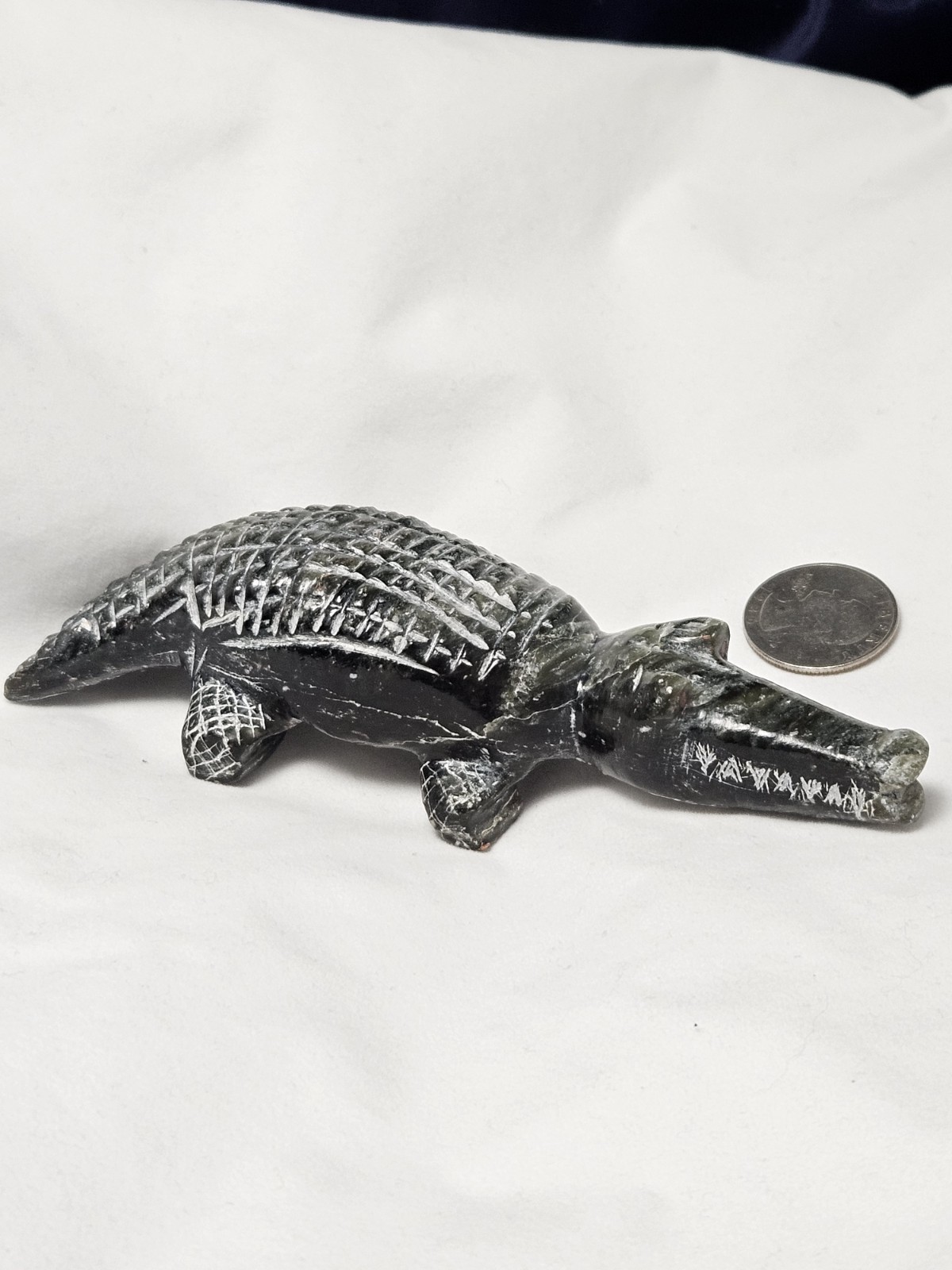 NATIVE AMERICAN - ZUNI Indian HUGE alligator fetish - FRED BOWANNIE