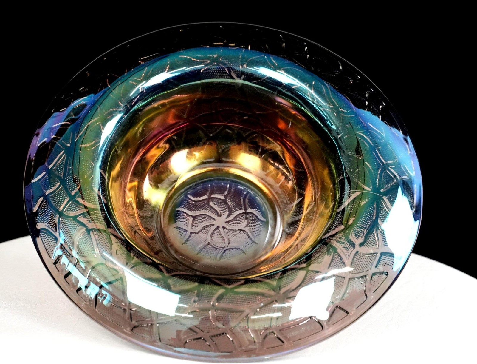Imperial Iridescent Smoke Grey Carnival Glass Tree Of Life 9 1/2\