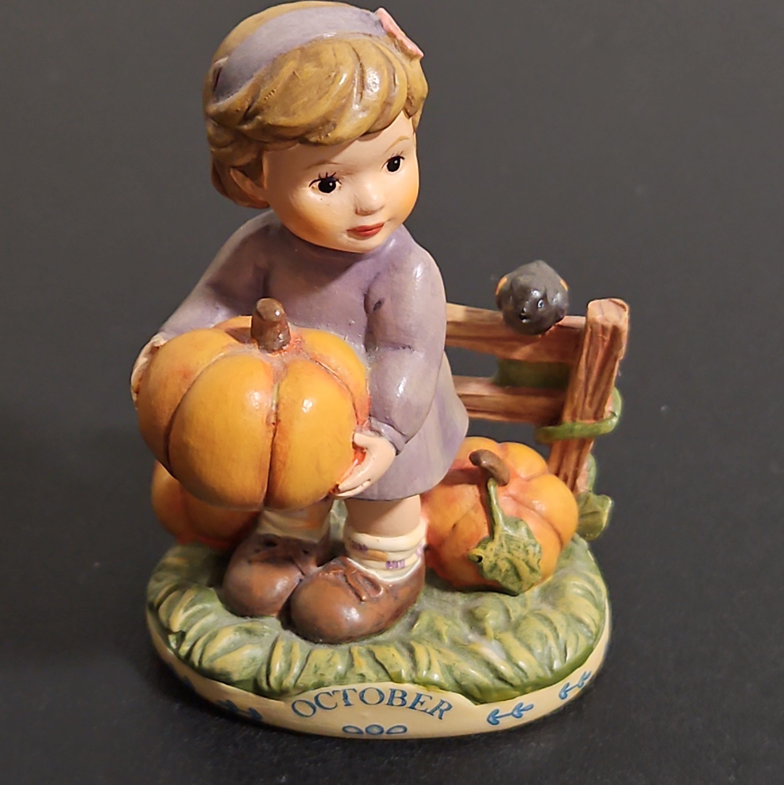 MJ Hummel 2016 Calendar Figurine October ~Girl W/ Pumpkin 