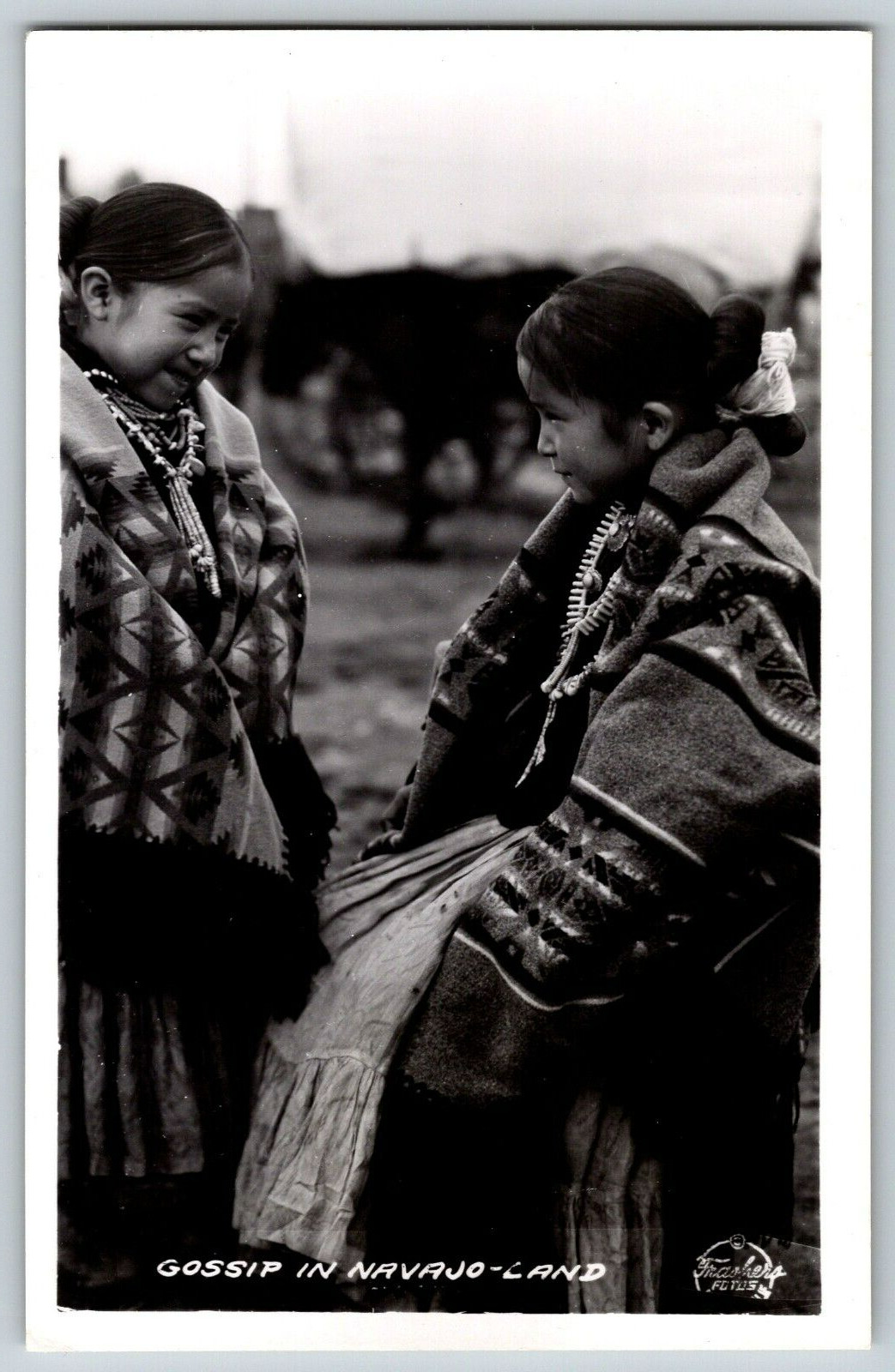 Arizona - Two Lovely Navajo Girls, Gossip In Navajo-Land - RPPC Vintage Postcard