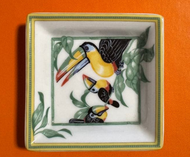 Hermes Paris Accessory mini Tray Toucan Bird Ashtray Porcelain Plate w/ box