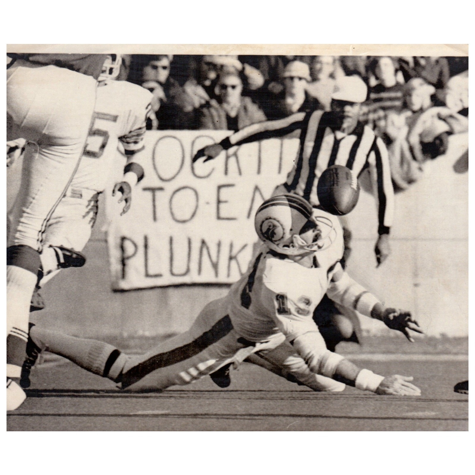1972 Press Photo NFL Undefeated Miami Dolphins vs Patriots Jake Scott 6x8\