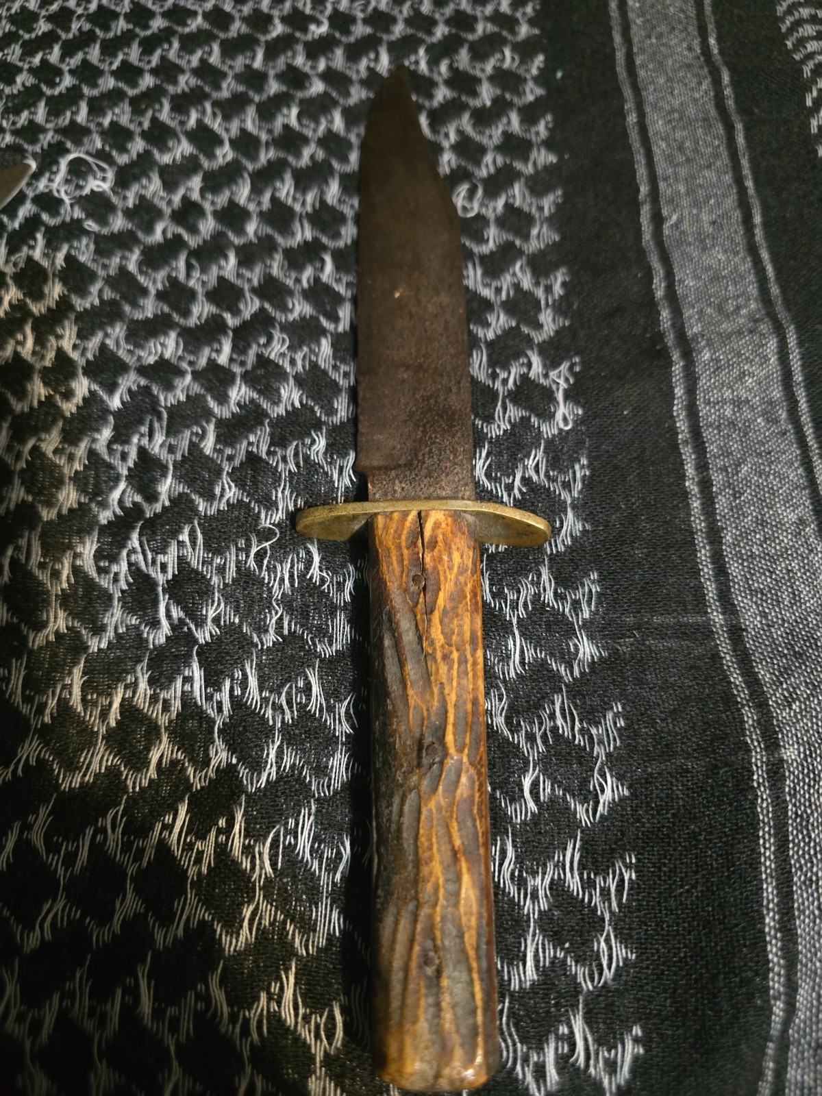VINTAGE STAG HANDLE BOWIE MILITARY FIXED BLADE KNIFE HUNTER  LWF?