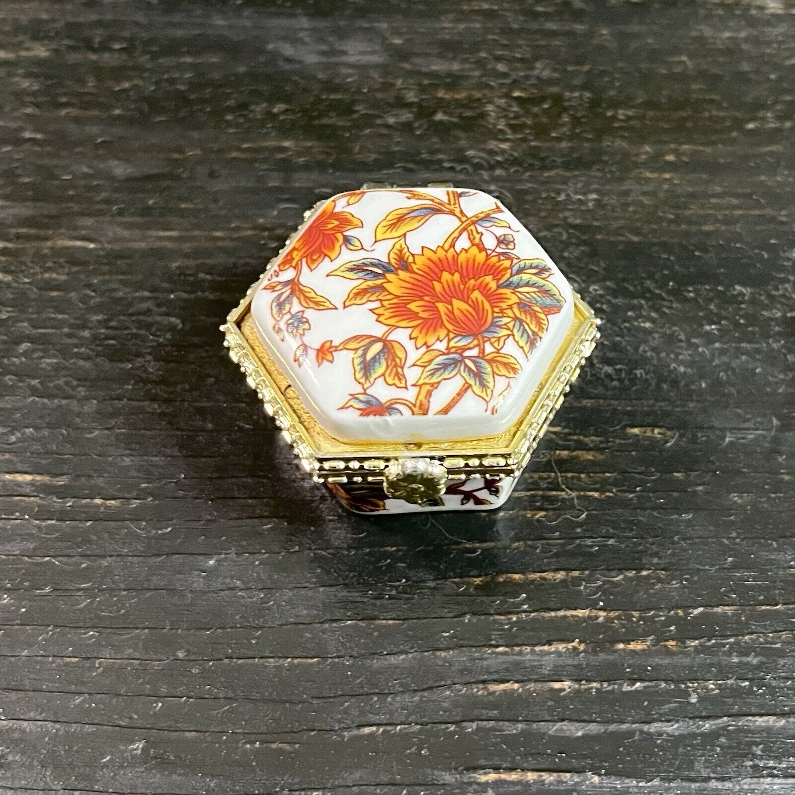 Vintage Porcelain Miniature  Hexagonal Jewelry Trinket Pill Box 1.25”