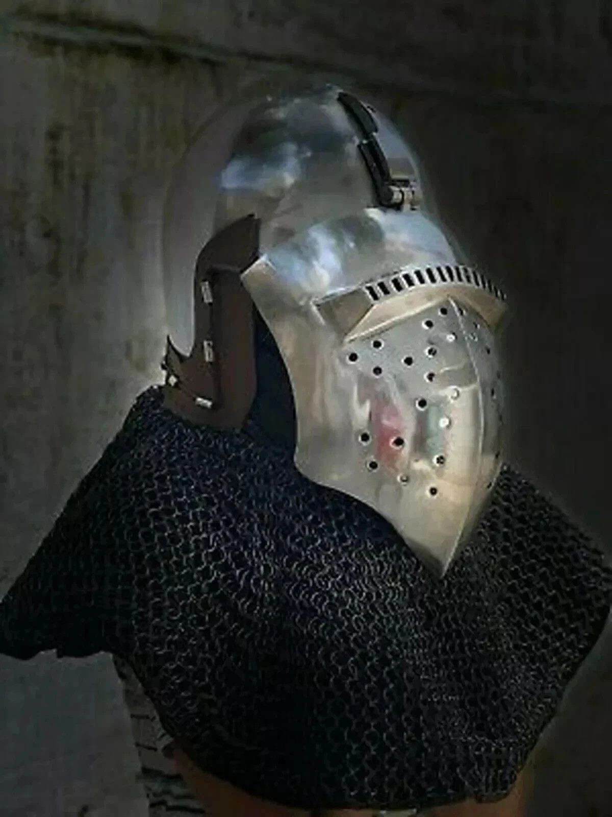 Medieval Bascinet Helmet Chainmail  Klappvisor Riveted 16 GA Steel
