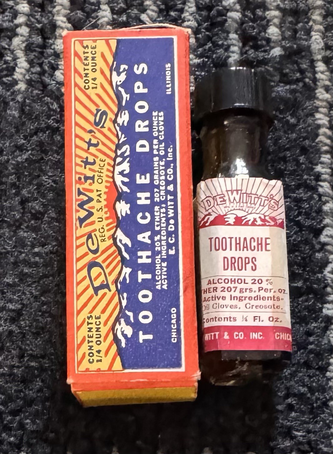 Vintage DeWITT\'S TOOTHACHE DROPS with Original BOX Empty Bottle