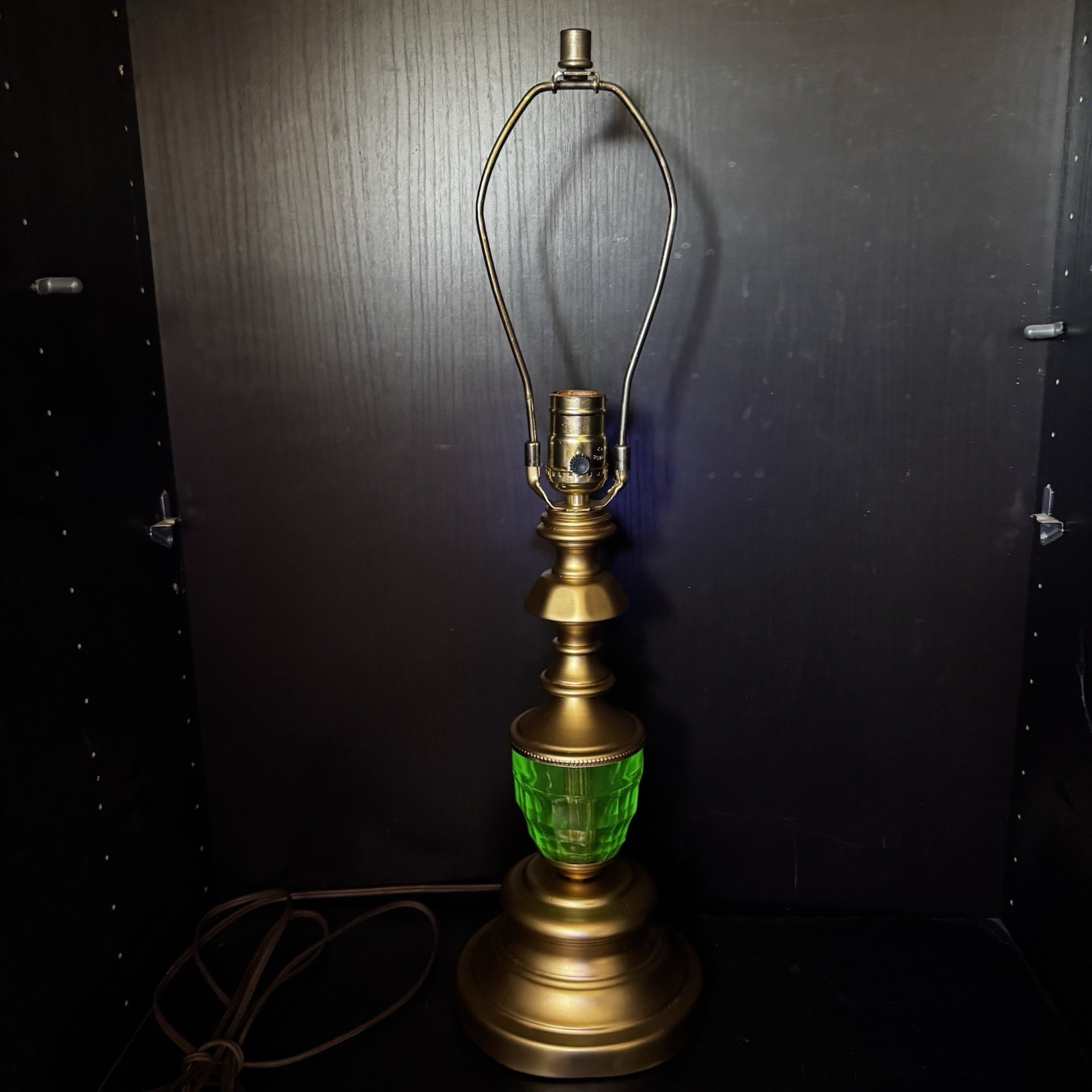 Uranium Glass Table Lamp Art Deco Style Antique Vintage Custom Build Glows Uv Uranium Glass Table Lamp Art Deco Style Antique Vintage Custom Build Glows Uv
