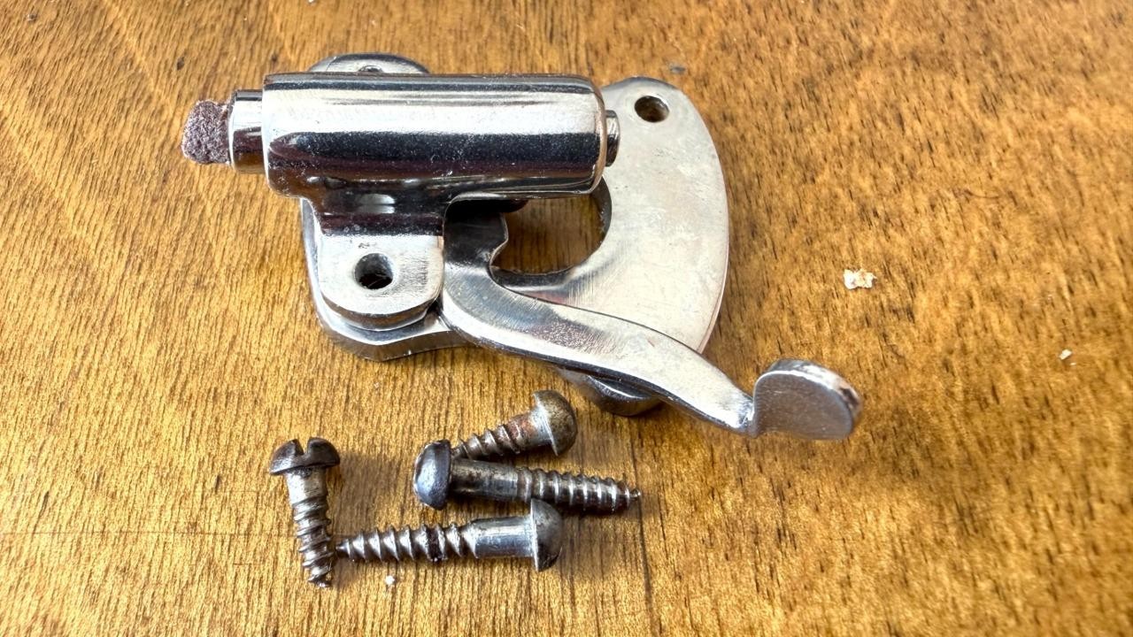 Antique Bullet Brake For Victor Vic Phonographs