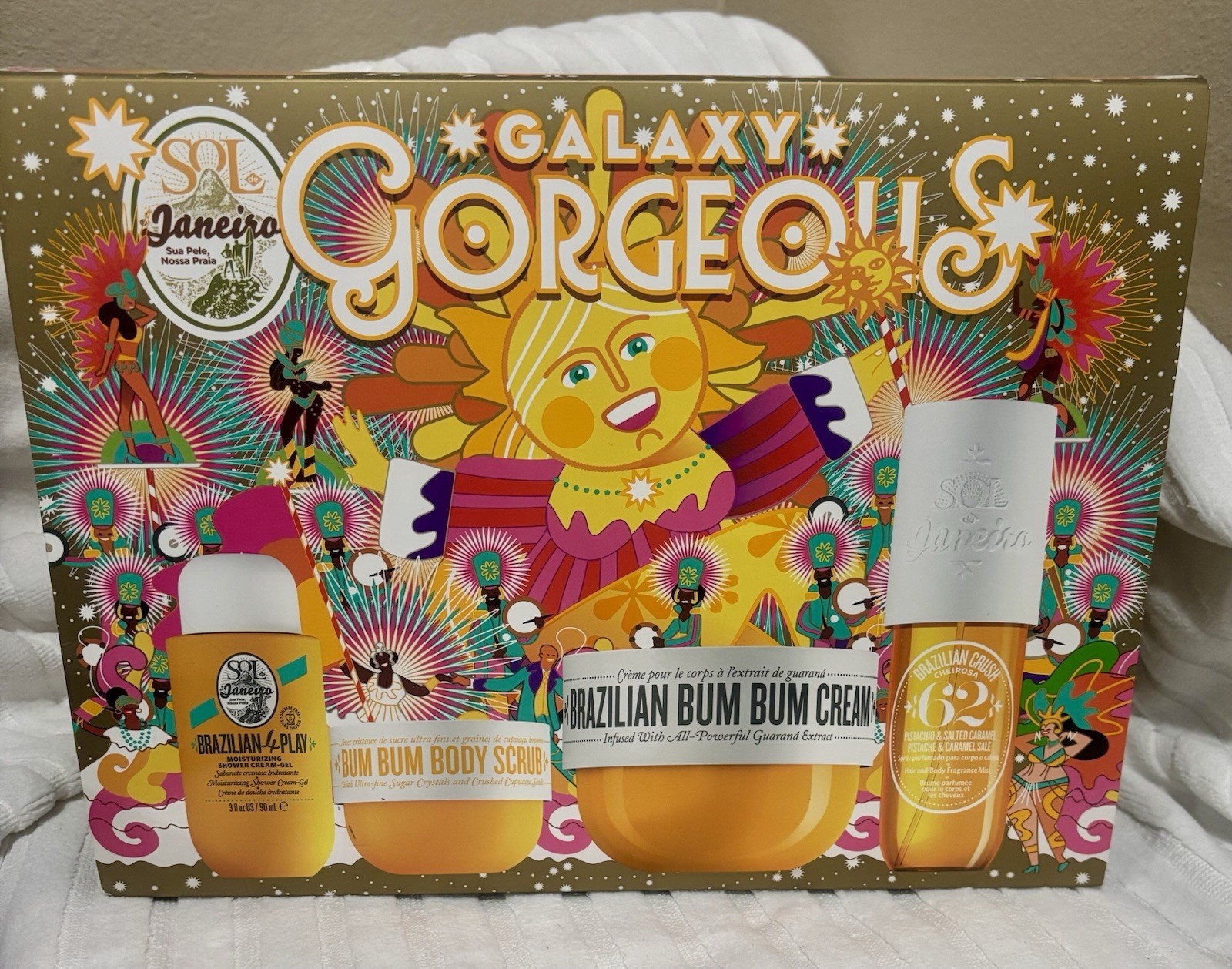 Sol De Janeiro GALAXY GORGEOUS Set, Cream, Bath Gel, Scrub, and Cheriosa 62 NIB Sol De Janeiro GALAXY GORGEOUS Set, Cream, Bath Gel, Scrub, and Cheriosa 62 NIB