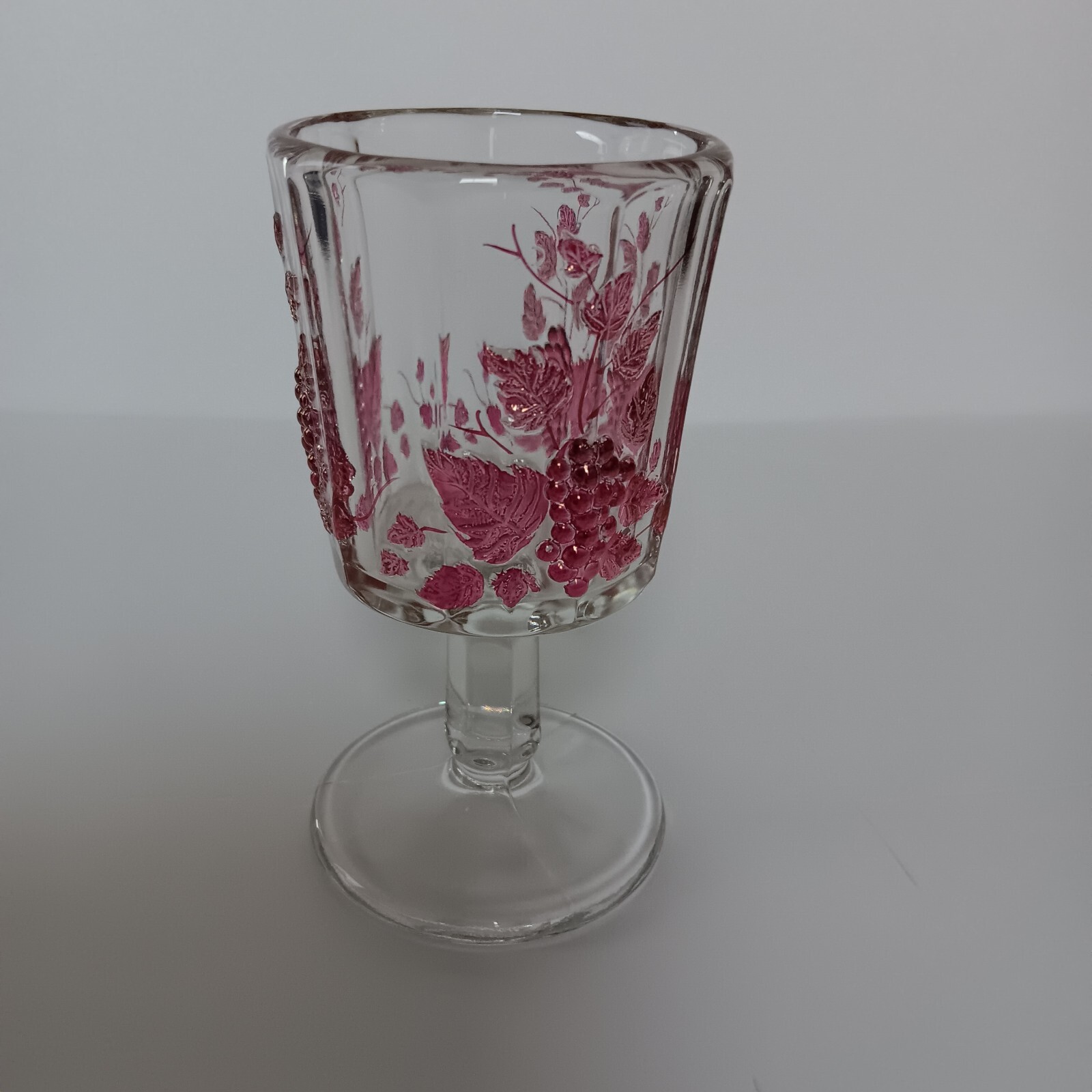 Westmoreland  Ruby Flash Paneled Grape 6\