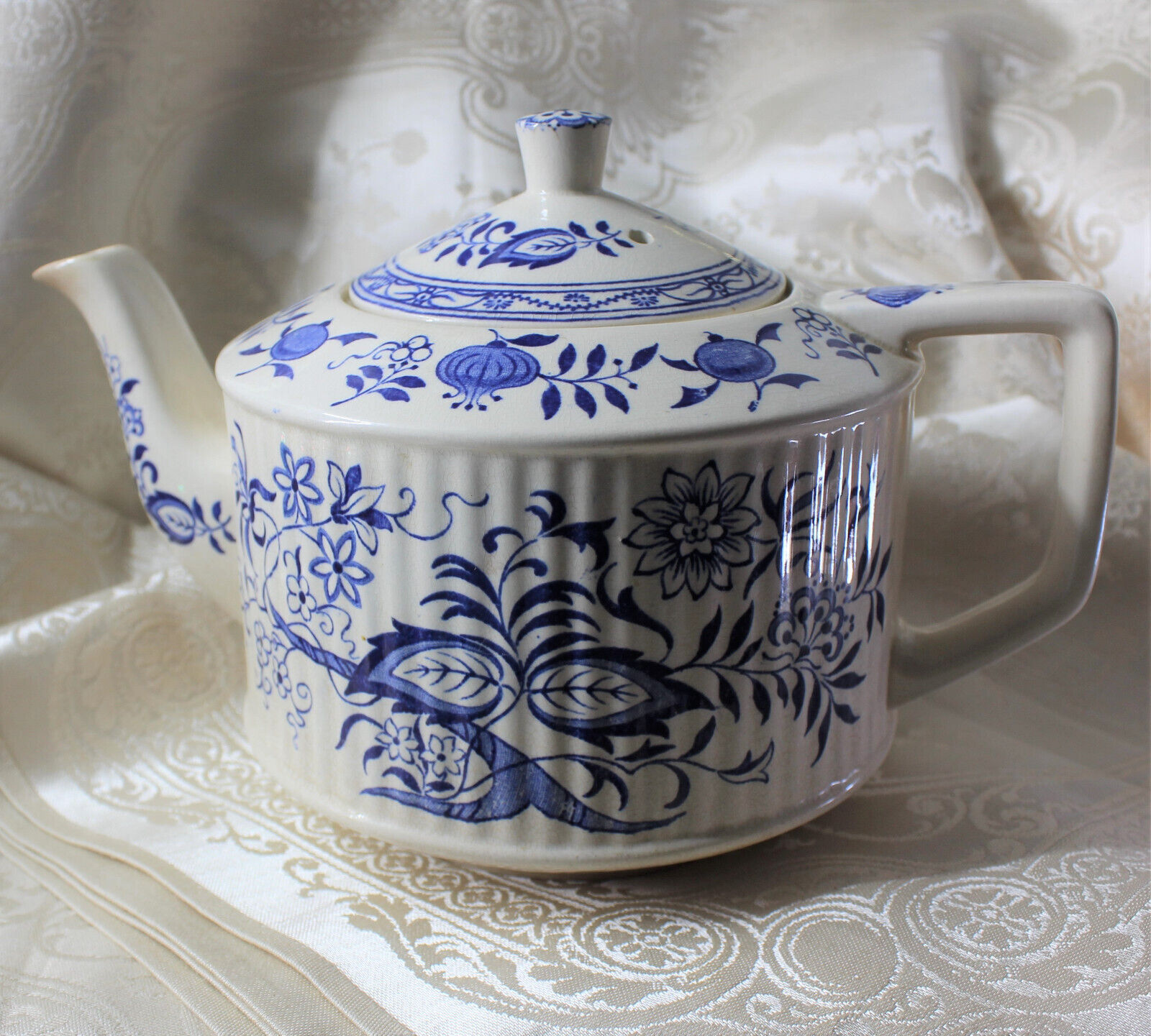Vintage Sadler England Blue Onion Teapot 9 inches Across Crazing
