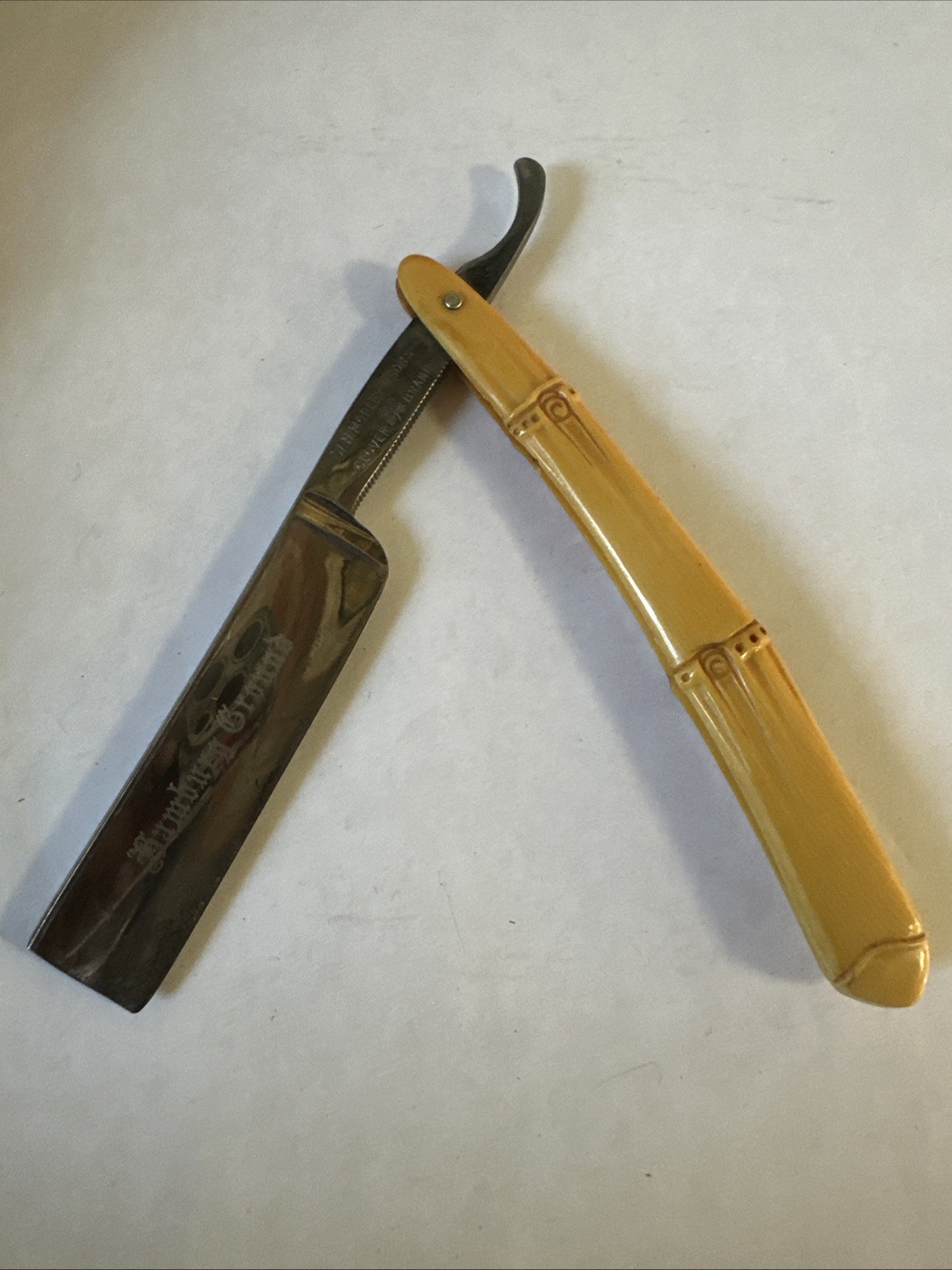 Vintage Straight Razor W.H.Morley & Sons Clover Brand Germany “ Bamburg Ground