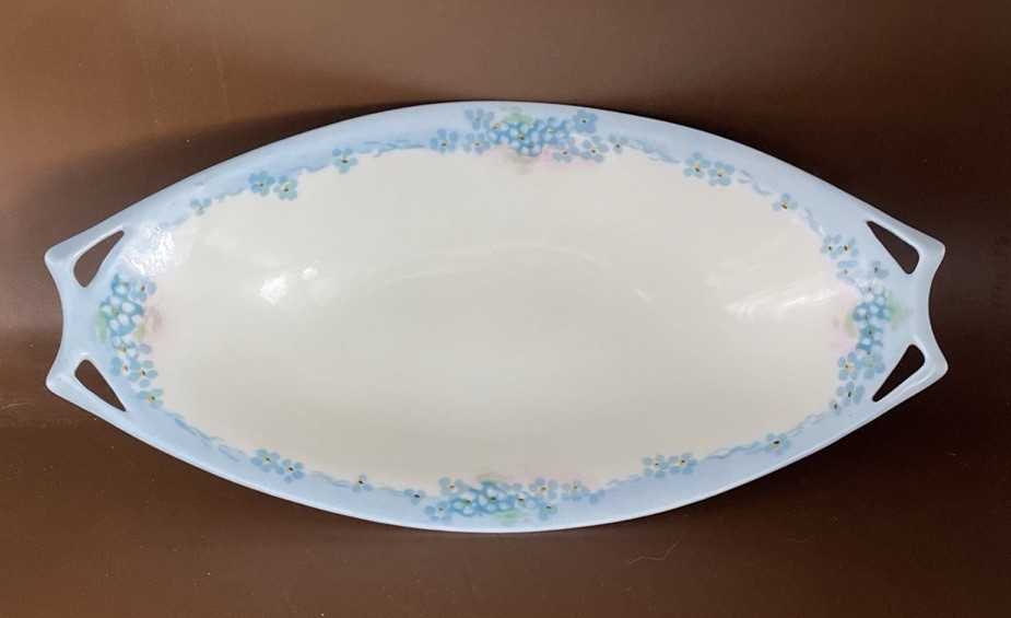 Handpainted Antique Hutschenreuther Selb Bavaria “Favorite” Oblong Dish