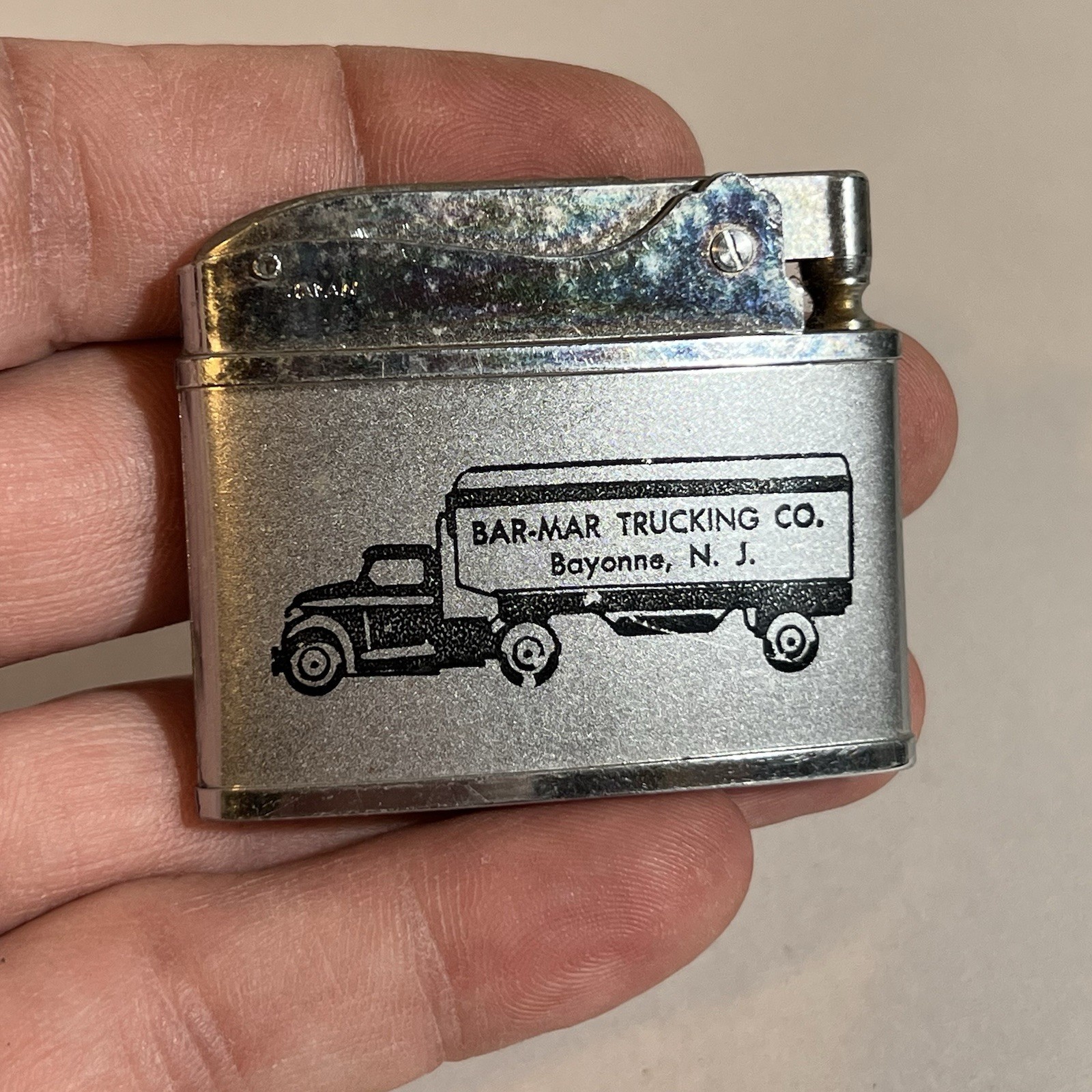 VINTAGE FLAT ADVERTISING LIGHTER BAR-MAR TRUCKING CO. BAYONNE NJ NEW JERSEY