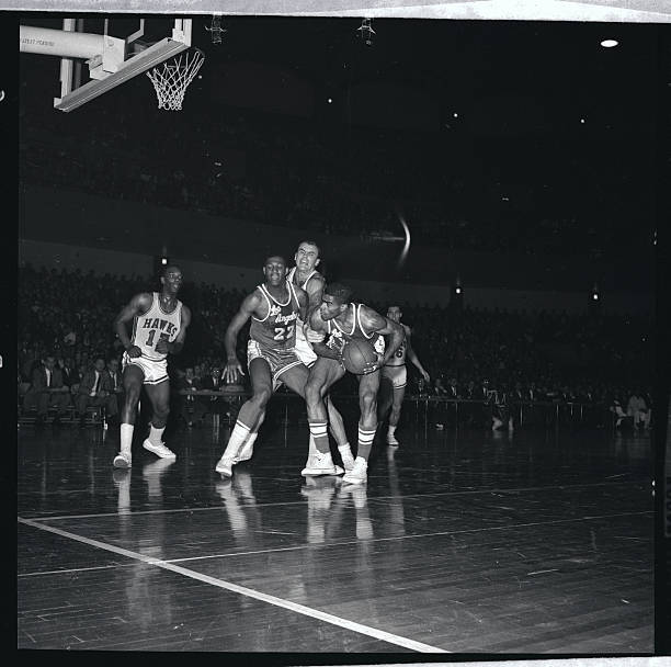 Tom Hawkins restrained by Hawk Bob Pettit Pettit got a body bl- 1961 Old Photo