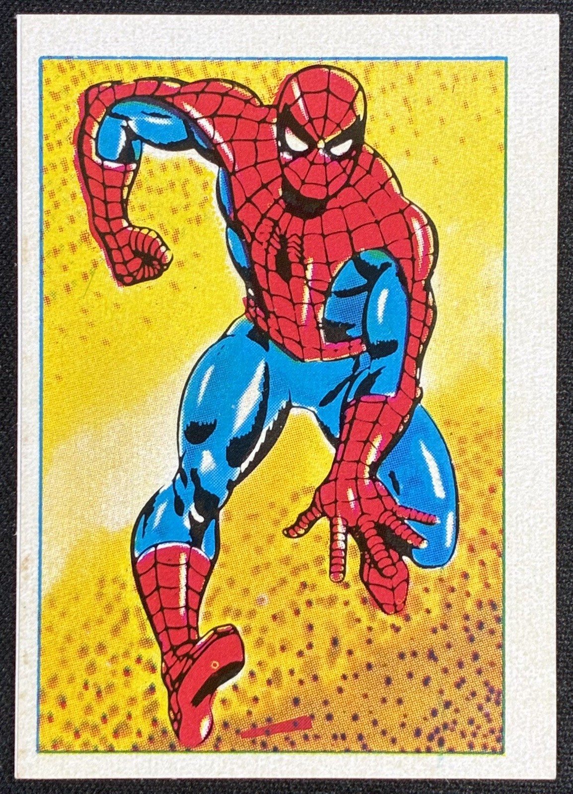 1980 Marvel Super Heroes Spiderman #61 French Variant Rare Sticker/Card 
