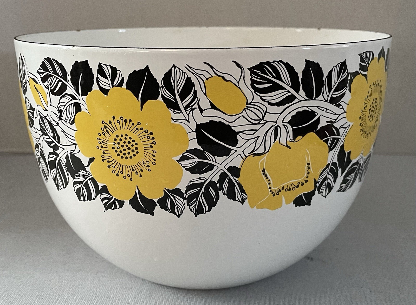 Vintage FINEL ARABIA Kaj Franck Yellow Black Floral Enamelware Bowl Finland MCM