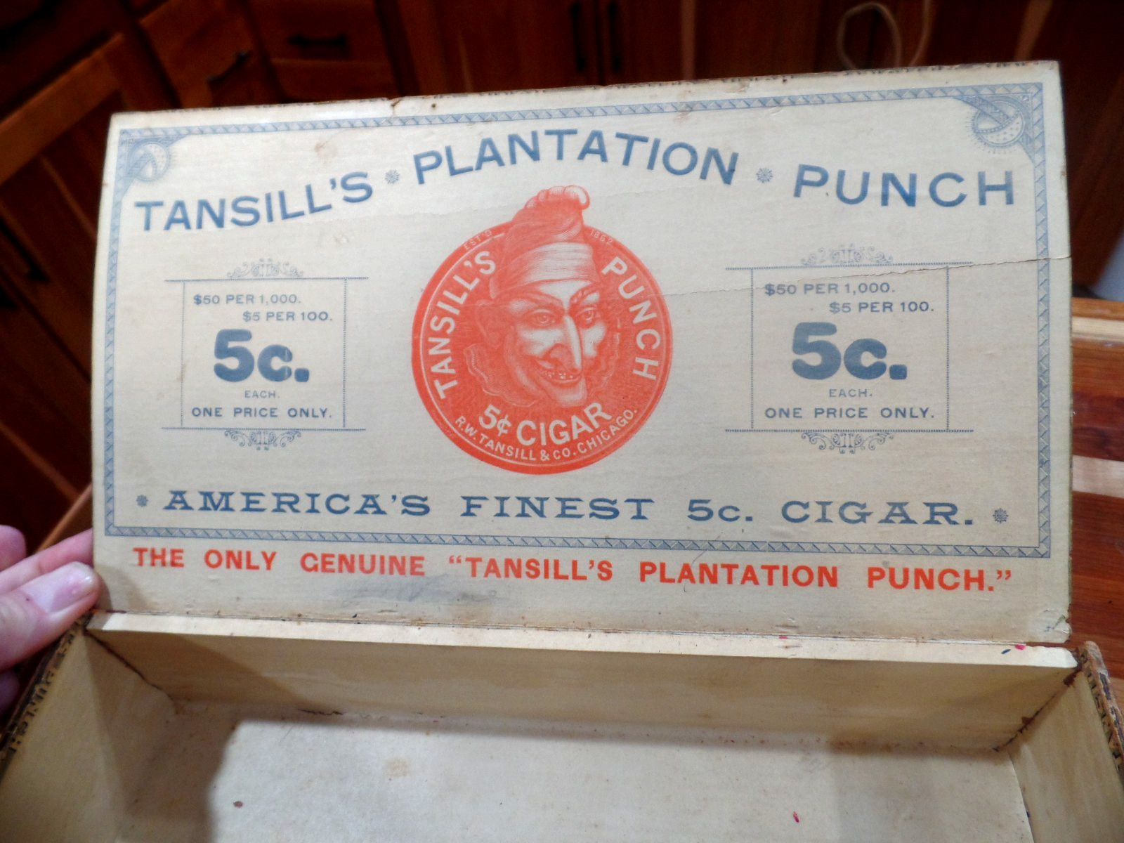 RARE 1883 TANSILLS PUNCH CARTOON CHARACTER LARGE SIZED WOOD CIGAR BOX CHICAGO IL