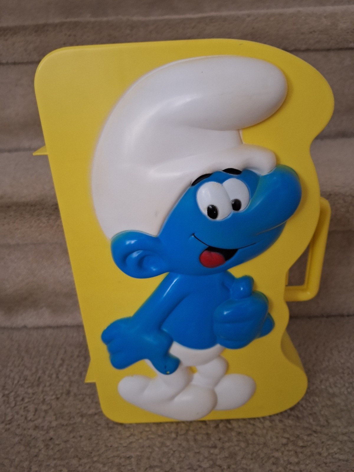 Vintage 1983 Smurf Figure Yellow Storage Carrying Case Plastic