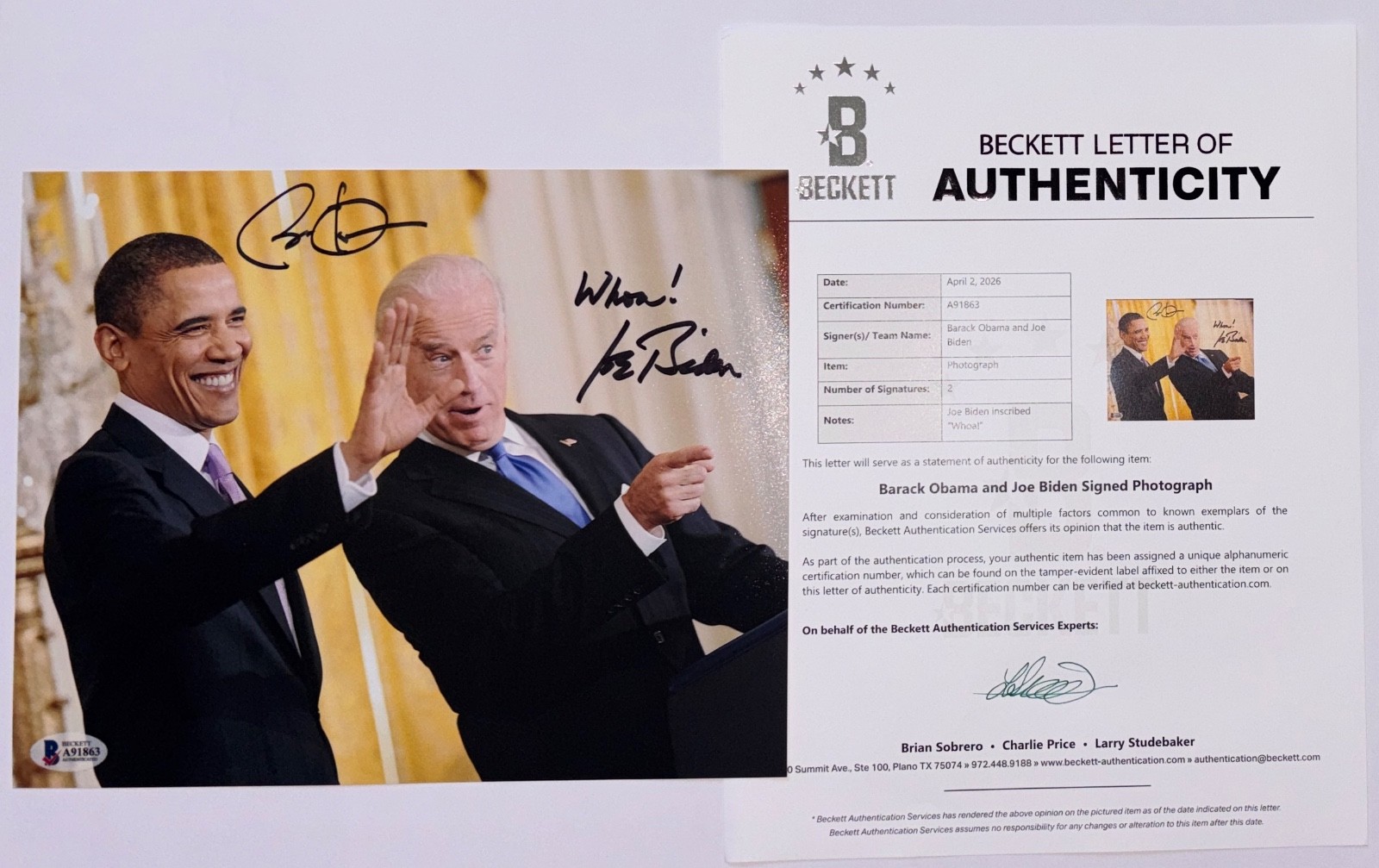 PRESIDENT BARACK OBAMA & JOE BIDEN DUAL SIGNED 8X10 PHOTO WHITE HOUSE VP BAS