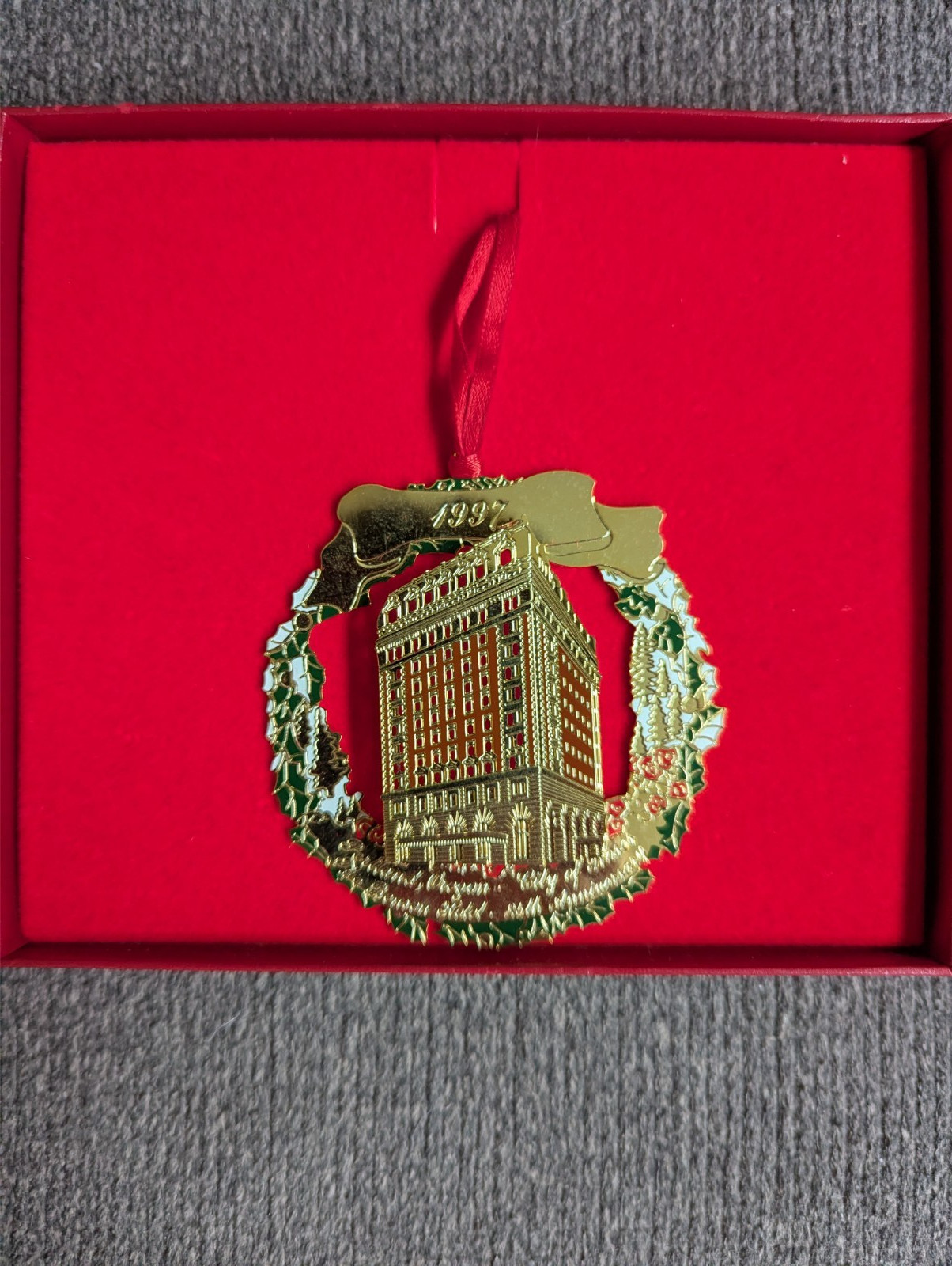 Portland Ornament Vintage 1997 Benson Hotel Gold Plated Gift Christmas Holiday