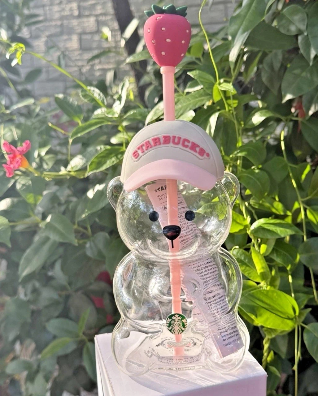 NEW Starbucks Pink Bearista Glass Cold Cup 20oz 2026 Strawberry Straw Topper