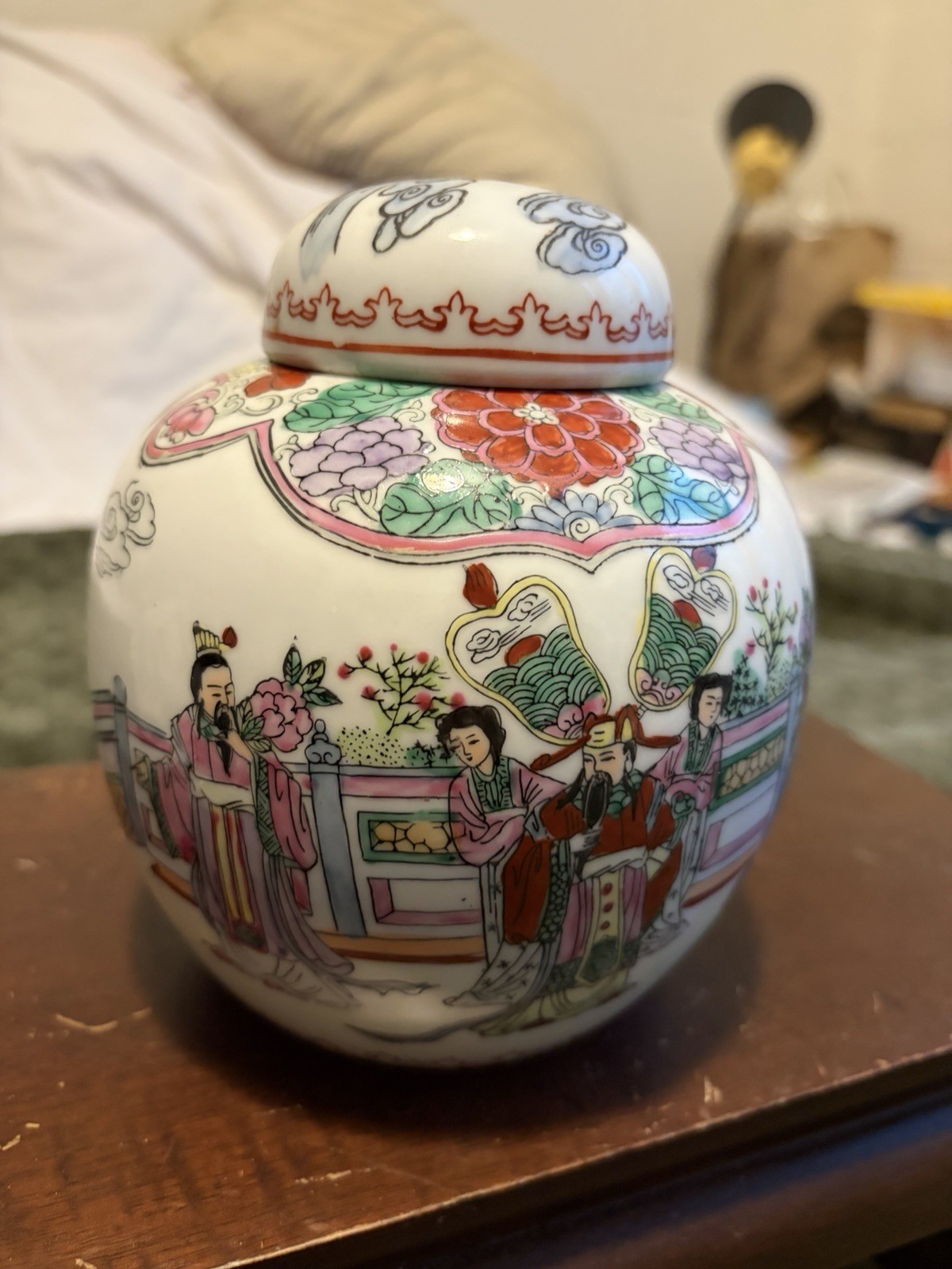 Vintage Chinese Famille Rose Ginger Jar w/Lid Qianlong Mark Made in Macau