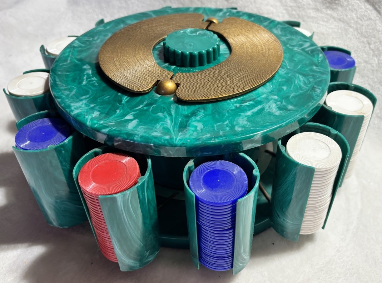 Turnit Co. Bakelite Green Poker Chip Holder Caddy Rack w/Chips-Holds 300-Vintage