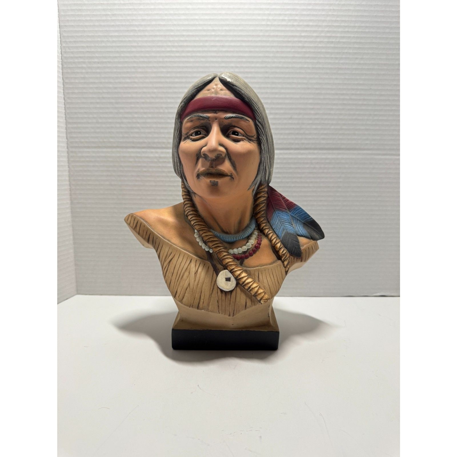 Vintage 1983 Janet Gallagher Signed Native American Indian Woman Bust Statue