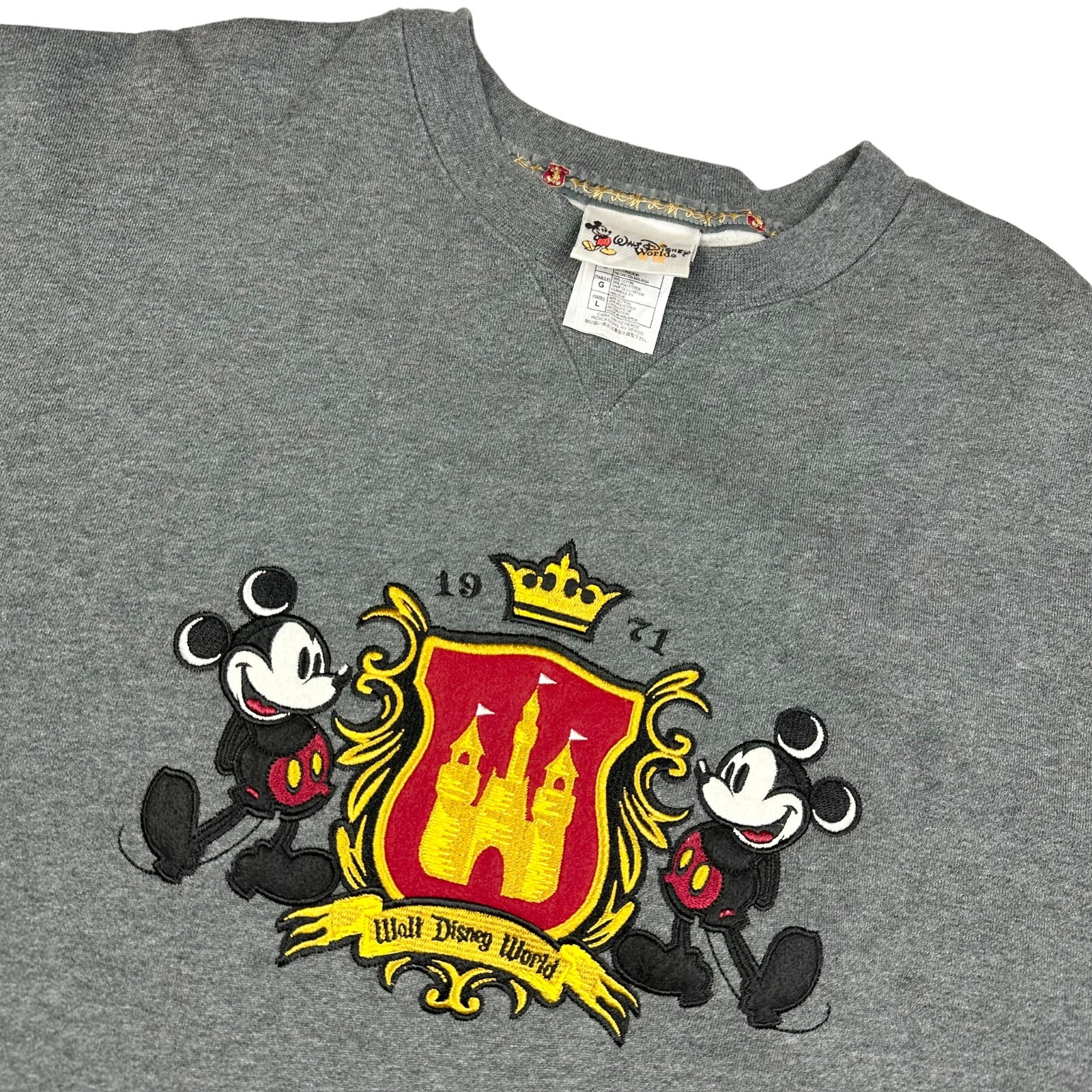 VTG Walt Disney World Disney Parks Embroidered Cotton Sweatshirt Gray • Large VTG Walt Disney World Disney Parks Embroidered Cotton Sweatshirt Gray • Large