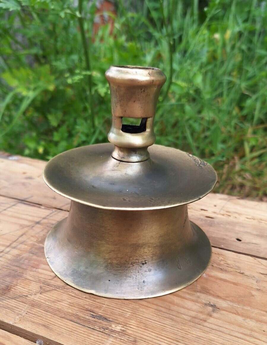 ANTIQUE 16TH / 17TH CENTURY SPANISH BRASS CAPSTAN CANDLE HOLDER CANDLESTICK