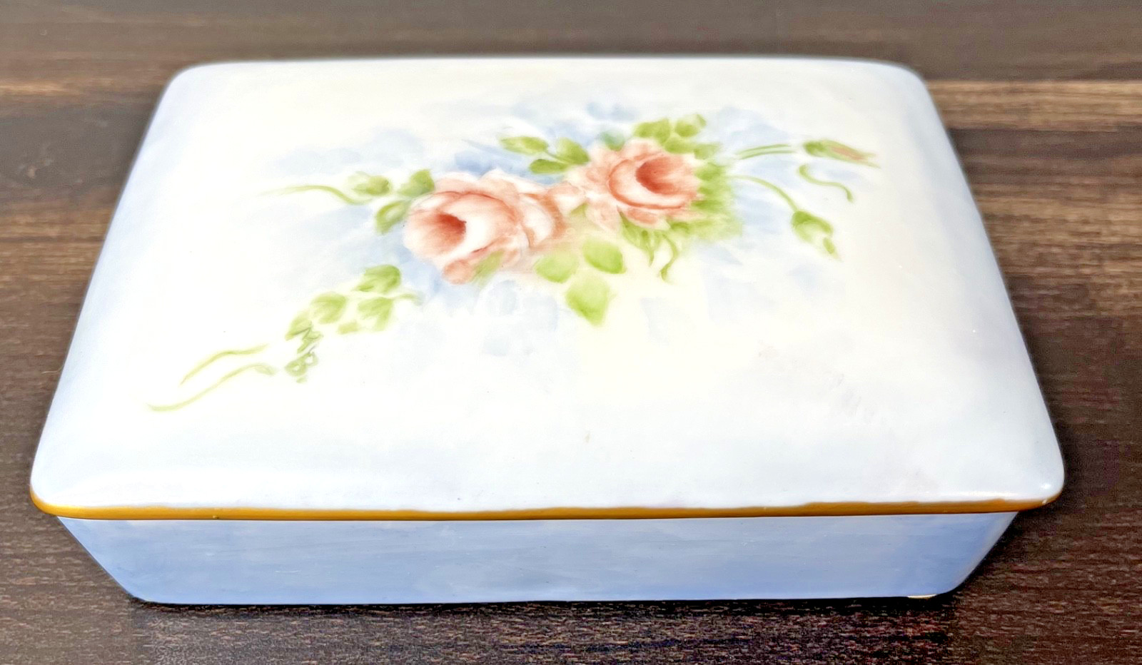 Vintage Hand Painted Porcelain Trinket Jewelry Box Floral Flower Blue Gold Trim Vintage Hand Painted Porcelain Trinket Jewelry Box Floral Flower Blue Gold Trim