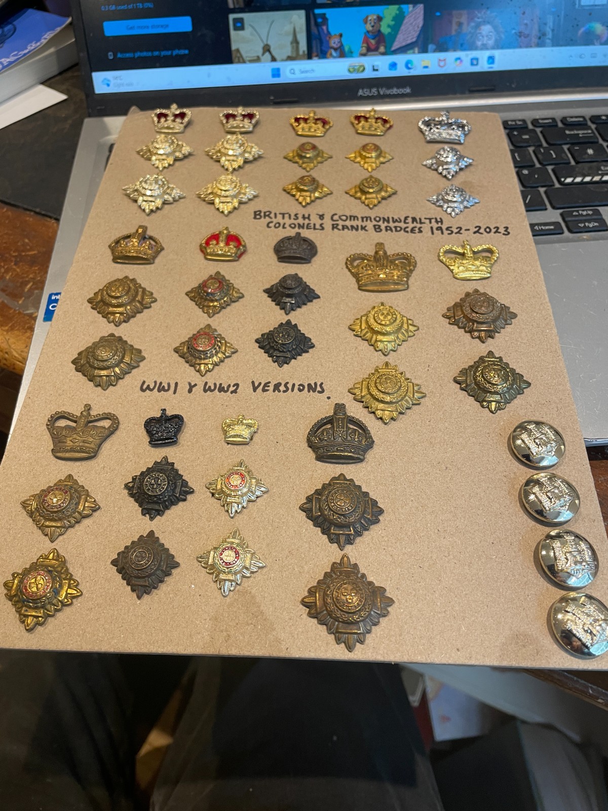 VERY RARE COLLECTION OF BRITISH AND COMMONWEALTH COLONELS RANK BADGES 1952-2023 VERY RARE COLLECTION OF BRITISH AND COMMONWEALTH COLONELS RANK BADGES 1952-2023